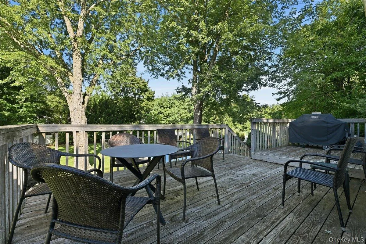 357 Town Line Road, Huntington, NY, 4 Bedrooms Bedrooms, 8 Rooms Rooms,1 BathroomBathrooms,Residential,For Rent,Town Line,0,1042799 357 Town Line Road, Huntington, NY, 4 Bedrooms Bedrooms, 8 Rooms Rooms,1 BathroomBathrooms,Residential,For Rent,Town Line,0,1042799