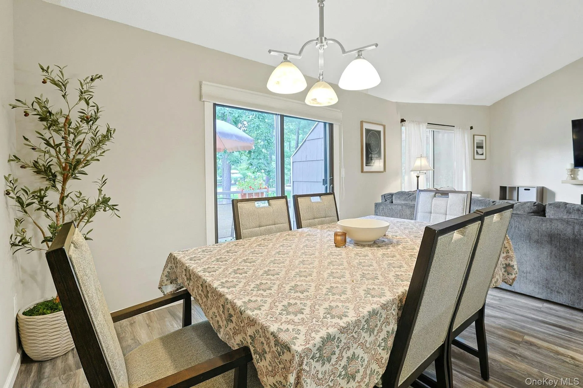 Dining Room w/ Sliders to Deck Dining Room w/ Sliders to Deck