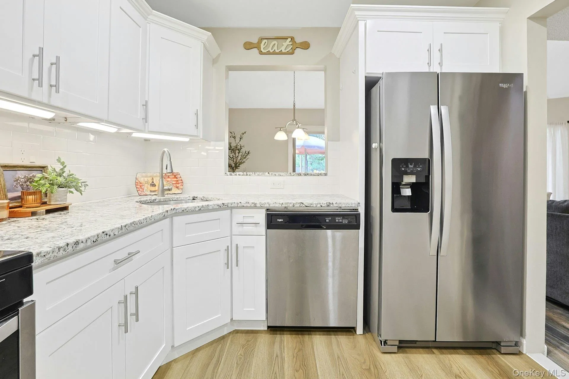 Fully Renovated Kitchen Fully Renovated Kitchen