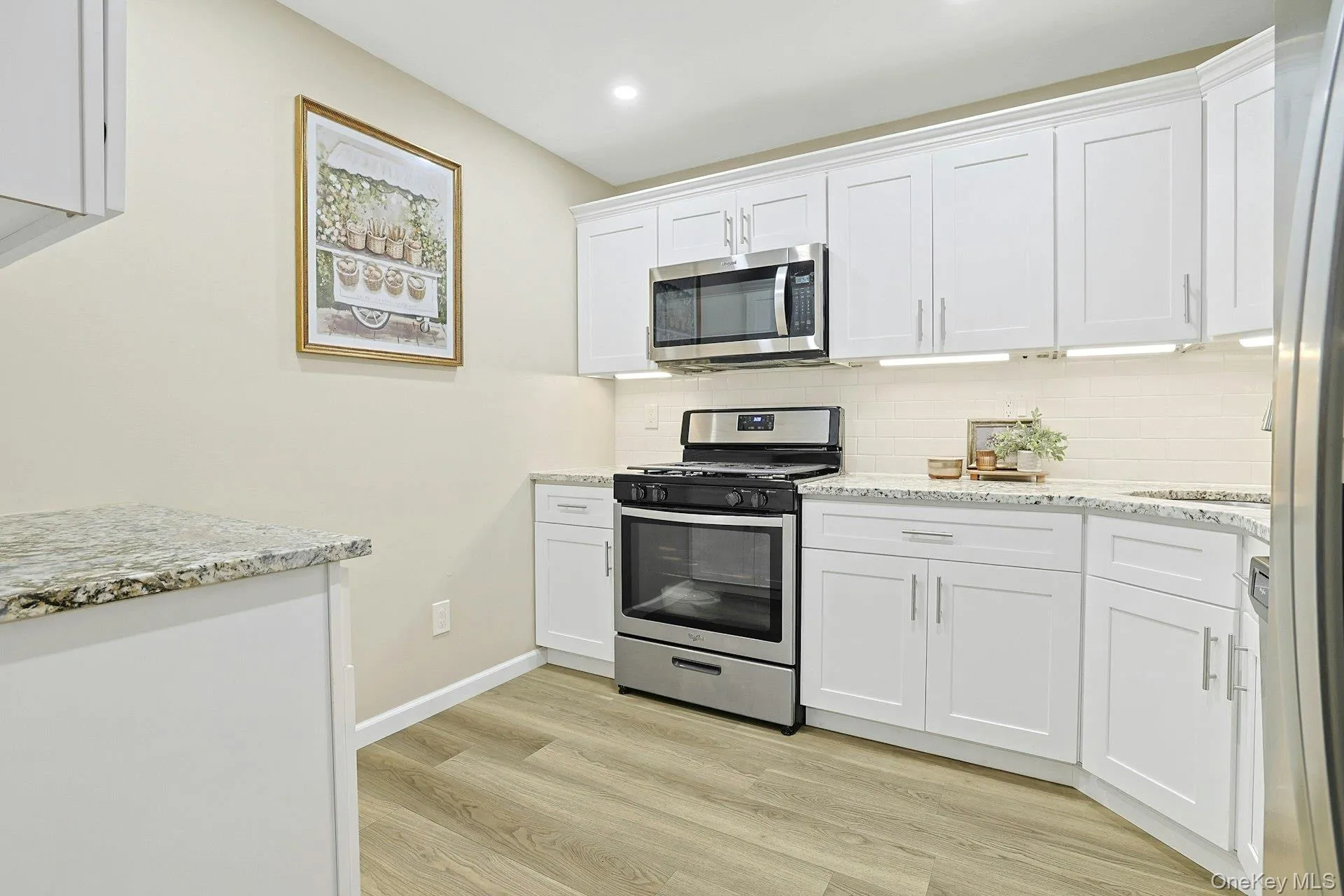 Fully Renovated Kitchen Fully Renovated Kitchen