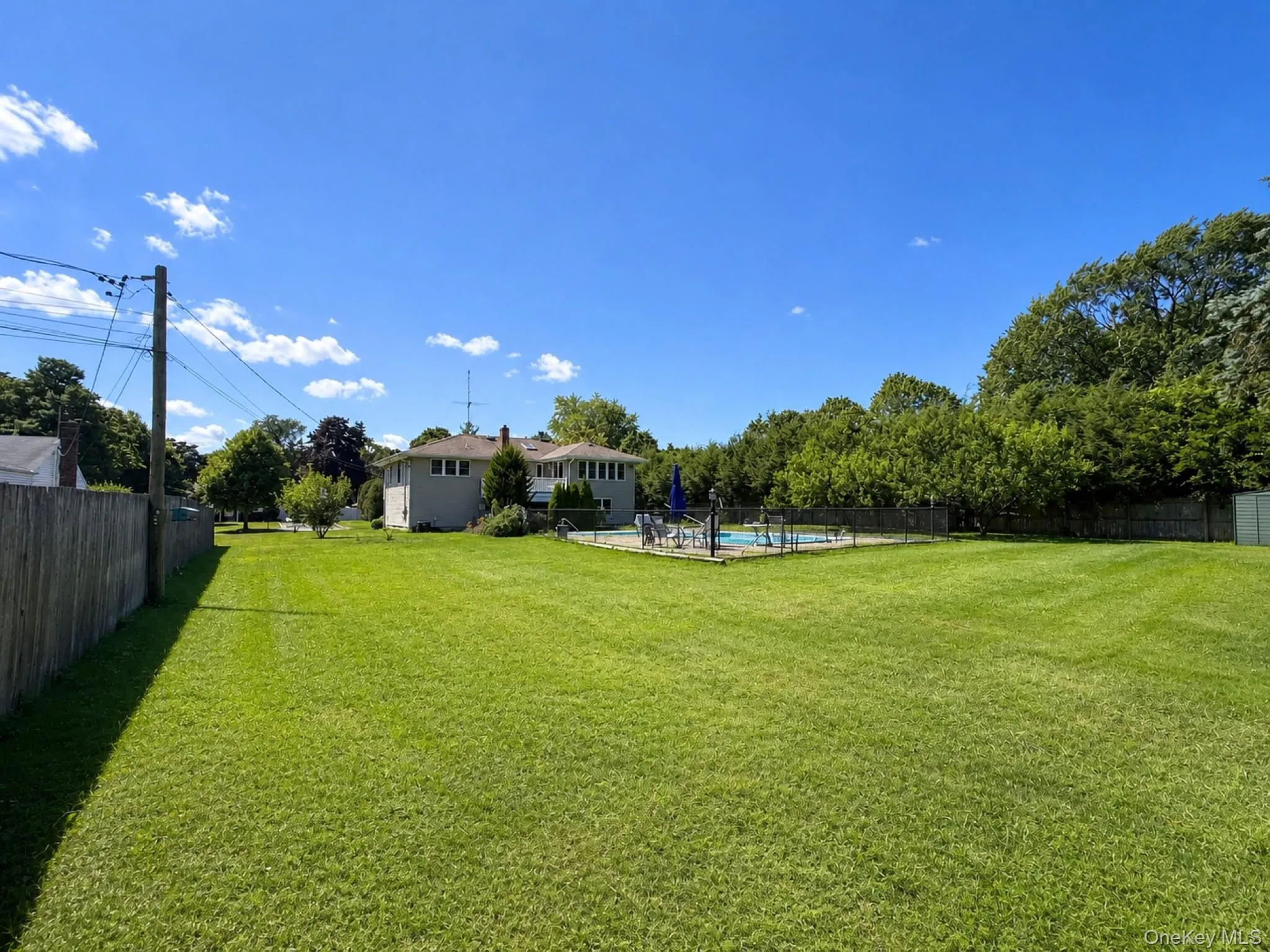 5 Cherrywood Drive, Huntington, NY, 4 Bedrooms Bedrooms, 9 Rooms Rooms,2 BathroomsBathrooms,Residential,For Rent,Cherrywood,0,1042804 5 Cherrywood Drive, Huntington, NY, 4 Bedrooms Bedrooms, 9 Rooms Rooms,2 BathroomsBathrooms,Residential,For Rent,Cherrywood,0,1042804