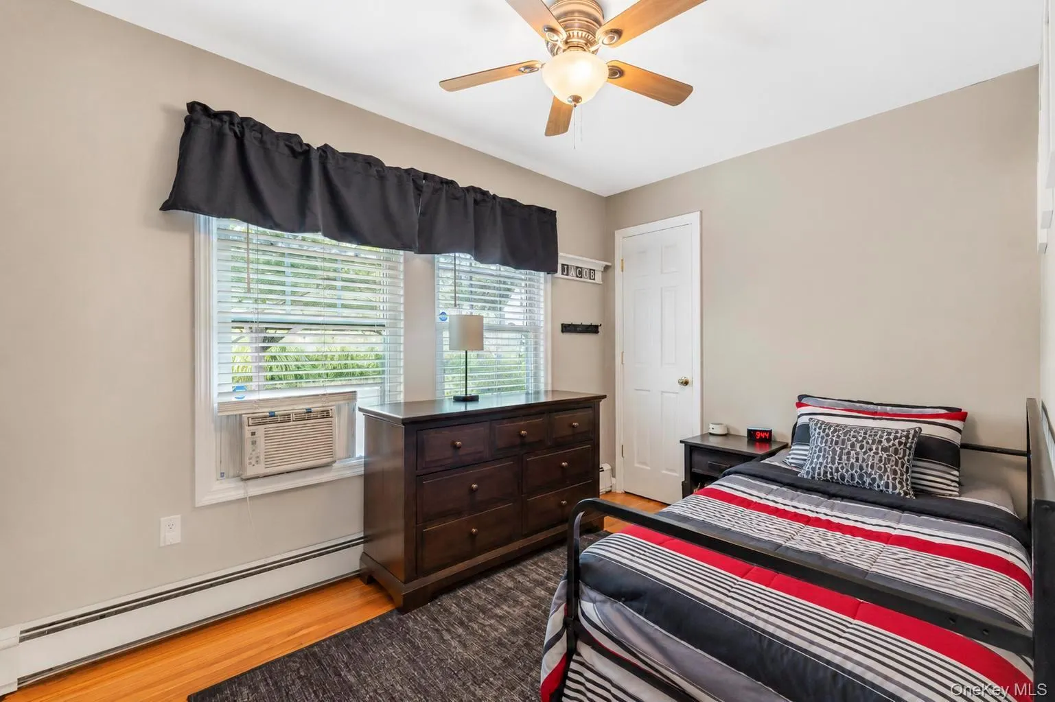 30 Pansy Road, Brookhaven, NY, 3 Bedrooms Bedrooms, 5 Rooms Rooms,2 BathroomsBathrooms,Residential,For Rent,Pansy,0,1042805 30 Pansy Road, Brookhaven, NY, 3 Bedrooms Bedrooms, 5 Rooms Rooms,2 BathroomsBathrooms,Residential,For Rent,Pansy,0,1042805