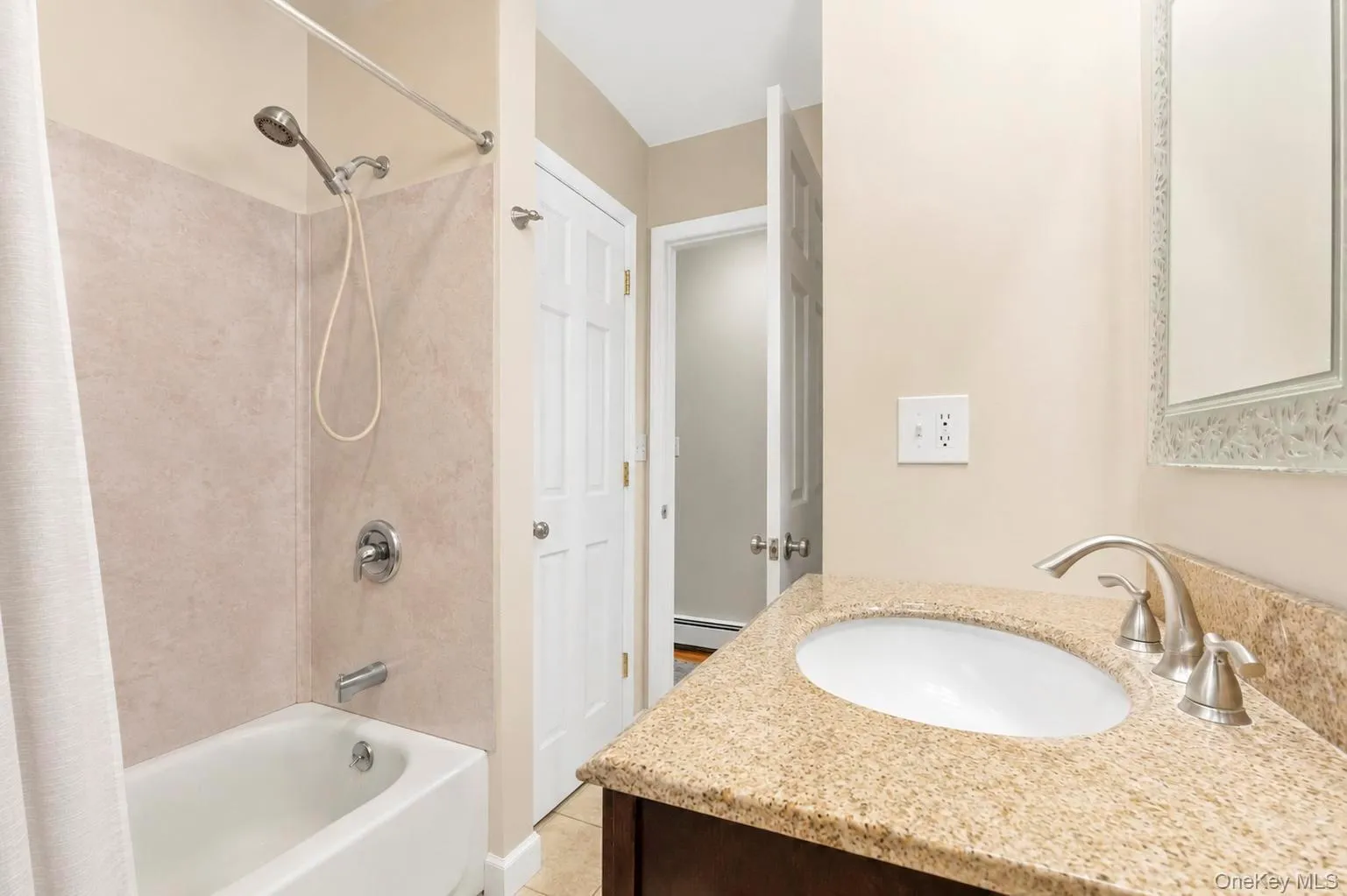 30 Pansy Road, Brookhaven, NY, 3 Bedrooms Bedrooms, 5 Rooms Rooms,2 BathroomsBathrooms,Residential,For Rent,Pansy,0,1042805 30 Pansy Road, Brookhaven, NY, 3 Bedrooms Bedrooms, 5 Rooms Rooms,2 BathroomsBathrooms,Residential,For Rent,Pansy,0,1042805