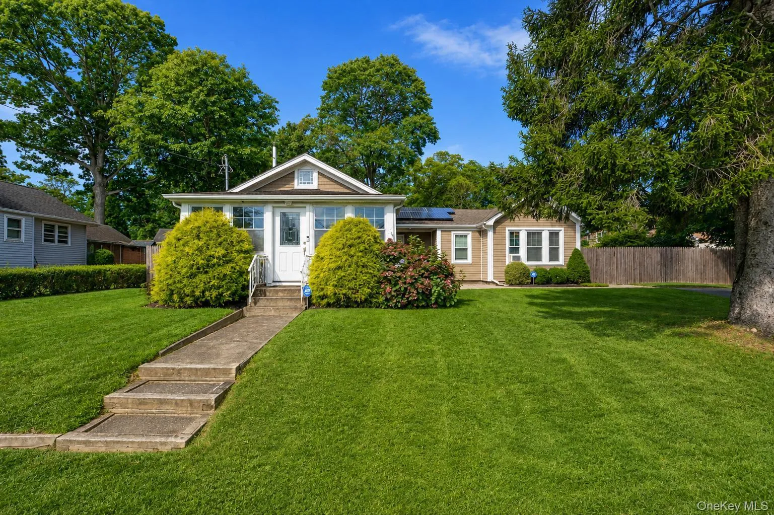 30 Pansy Road, Brookhaven, NY, 3 Bedrooms Bedrooms, 5 Rooms Rooms,2 BathroomsBathrooms,Residential,For Rent,Pansy,0,1042805 30 Pansy Road, Brookhaven, NY, 3 Bedrooms Bedrooms, 5 Rooms Rooms,2 BathroomsBathrooms,Residential,For Rent,Pansy,0,1042805