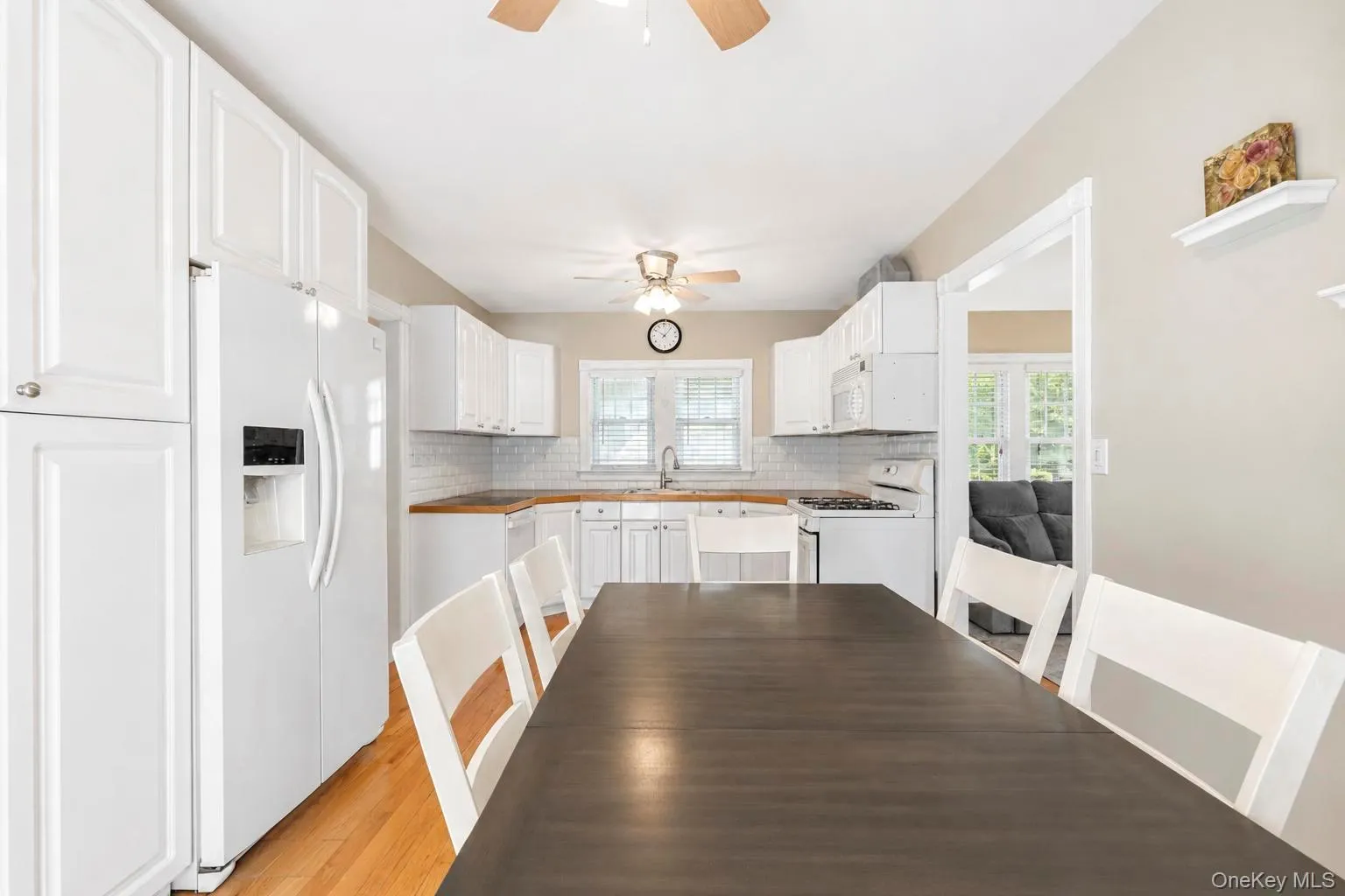 30 Pansy Road, Brookhaven, NY, 3 Bedrooms Bedrooms, 5 Rooms Rooms,2 BathroomsBathrooms,Residential,For Rent,Pansy,0,1042805 30 Pansy Road, Brookhaven, NY, 3 Bedrooms Bedrooms, 5 Rooms Rooms,2 BathroomsBathrooms,Residential,For Rent,Pansy,0,1042805