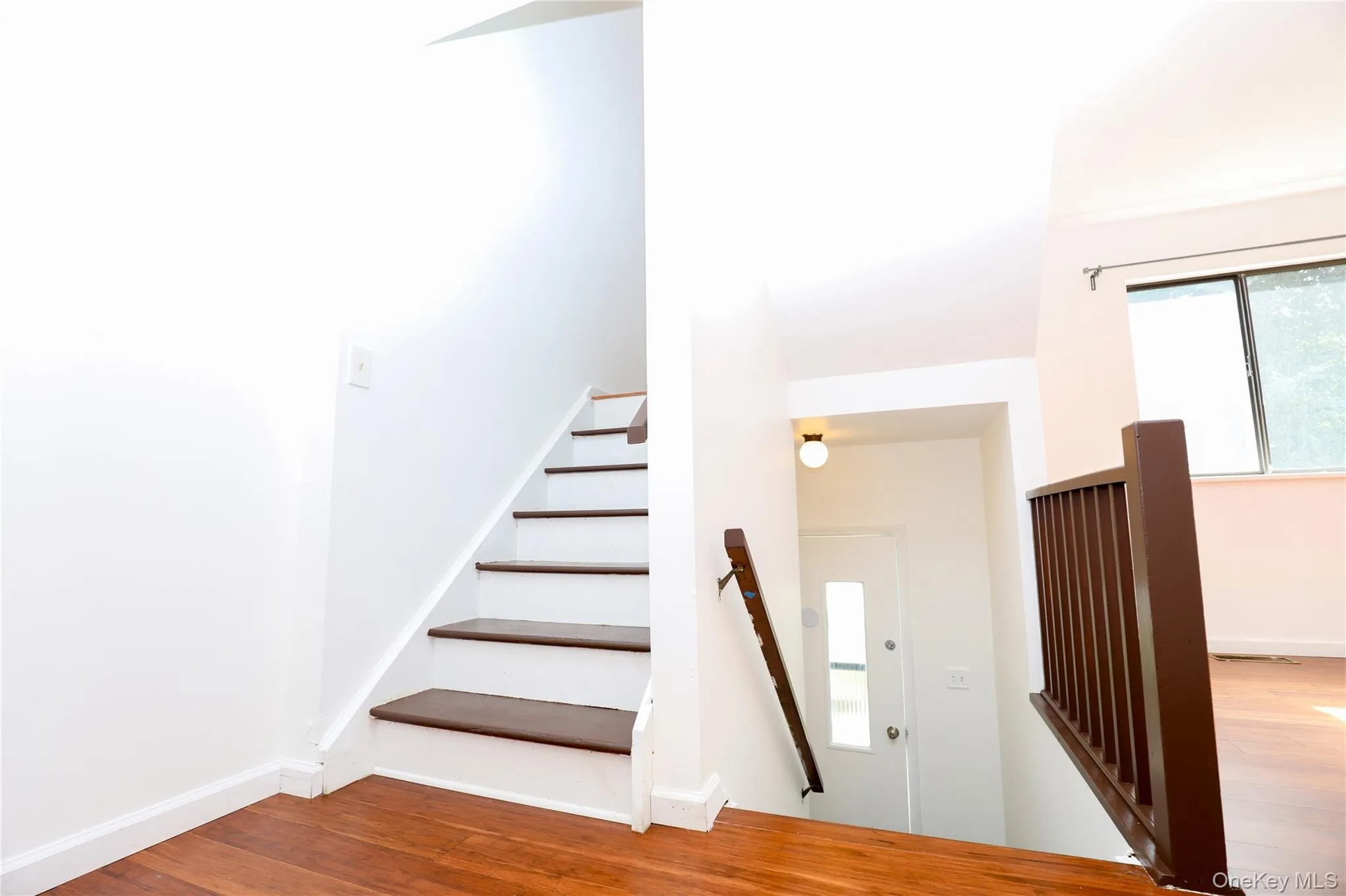 259 Village Court, Kingston, NY, 3 Bedrooms Bedrooms, 6 Rooms Rooms,1 BathroomBathrooms,Residential Lease,For Rent,Village,0,1042811 259 Village Court, Kingston, NY, 3 Bedrooms Bedrooms, 6 Rooms Rooms,1 BathroomBathrooms,Residential Lease,For Rent,Village,0,1042811