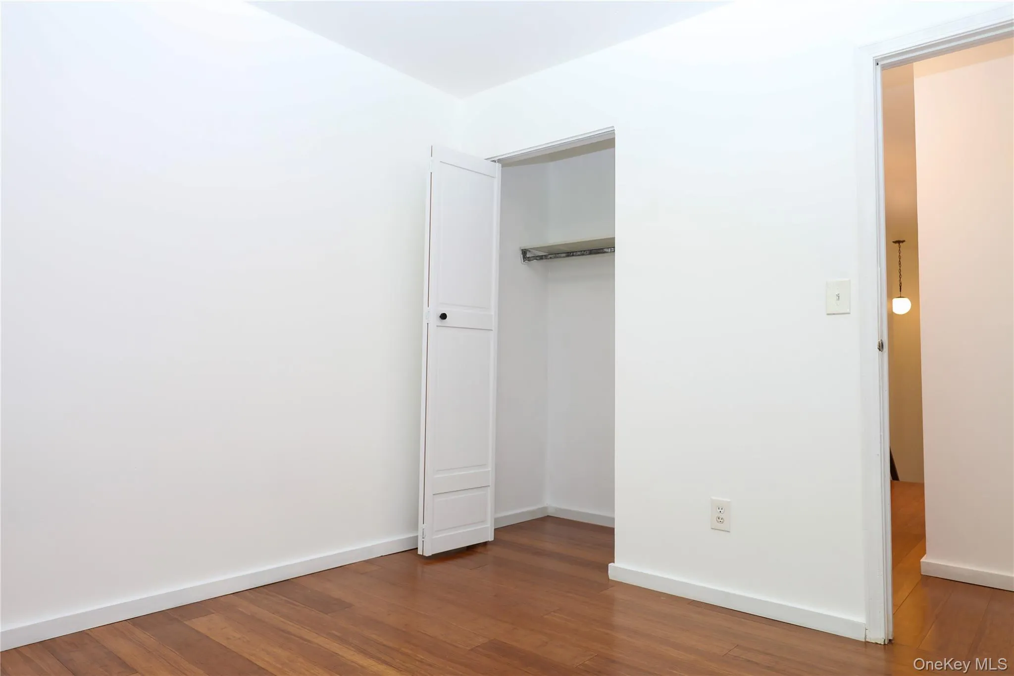 259 Village Court, Kingston, NY, 3 Bedrooms Bedrooms, 6 Rooms Rooms,1 BathroomBathrooms,Residential Lease,For Rent,Village,0,1042811 259 Village Court, Kingston, NY, 3 Bedrooms Bedrooms, 6 Rooms Rooms,1 BathroomBathrooms,Residential Lease,For Rent,Village,0,1042811