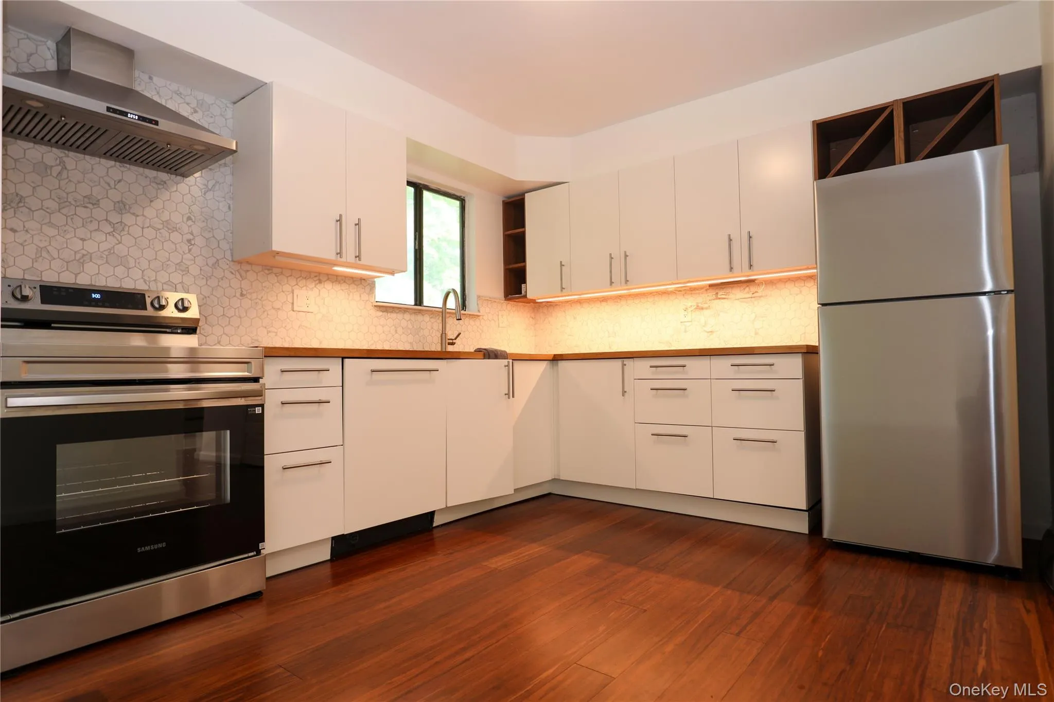 259 Village Court, Kingston, NY, 3 Bedrooms Bedrooms, 6 Rooms Rooms,1 BathroomBathrooms,Residential Lease,For Rent,Village,0,1042811 259 Village Court, Kingston, NY, 3 Bedrooms Bedrooms, 6 Rooms Rooms,1 BathroomBathrooms,Residential Lease,For Rent,Village,0,1042811