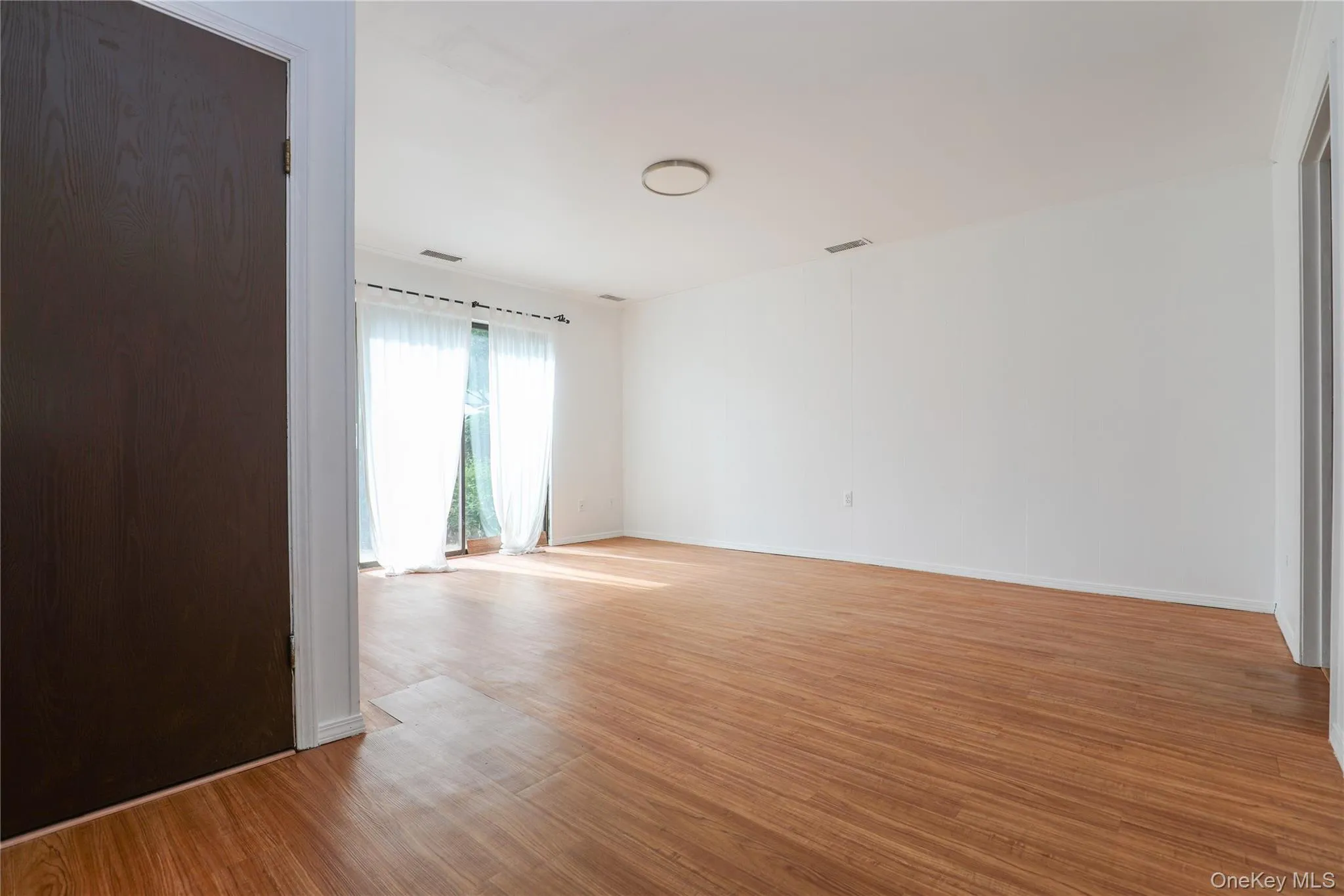 259 Village Court, Kingston, NY, 3 Bedrooms Bedrooms, 6 Rooms Rooms,1 BathroomBathrooms,Residential Lease,For Rent,Village,0,1042811 259 Village Court, Kingston, NY, 3 Bedrooms Bedrooms, 6 Rooms Rooms,1 BathroomBathrooms,Residential Lease,For Rent,Village,0,1042811