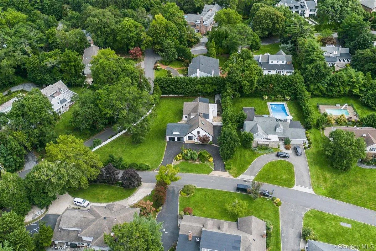 875 Channel Road, Hempstead, NY, 8 Bedrooms Bedrooms, 14 Rooms Rooms,6 BathroomsBathrooms,Residential,For Rent,Channel,0,1042815 875 Channel Road, Hempstead, NY, 8 Bedrooms Bedrooms, 14 Rooms Rooms,6 BathroomsBathrooms,Residential,For Rent,Channel,0,1042815