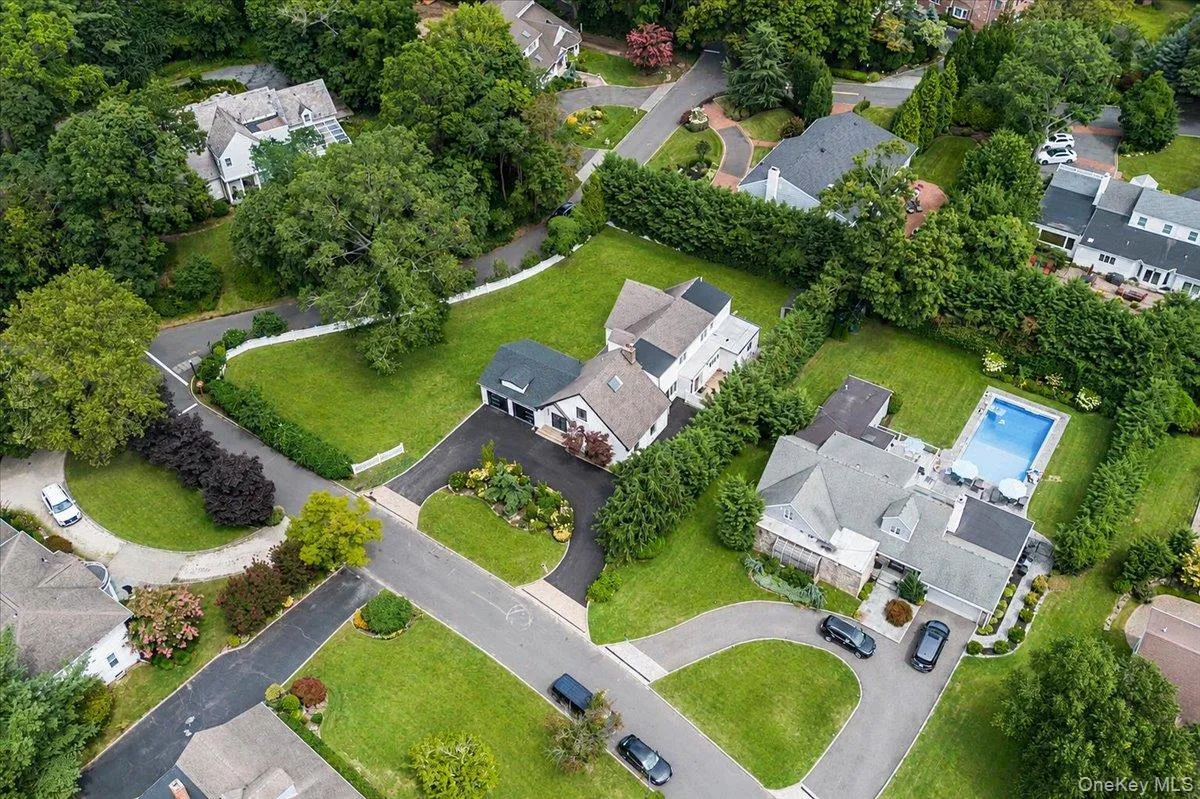 875 Channel Road, Hempstead, NY, 8 Bedrooms Bedrooms, 14 Rooms Rooms,6 BathroomsBathrooms,Residential,For Rent,Channel,0,1042815 875 Channel Road, Hempstead, NY, 8 Bedrooms Bedrooms, 14 Rooms Rooms,6 BathroomsBathrooms,Residential,For Rent,Channel,0,1042815