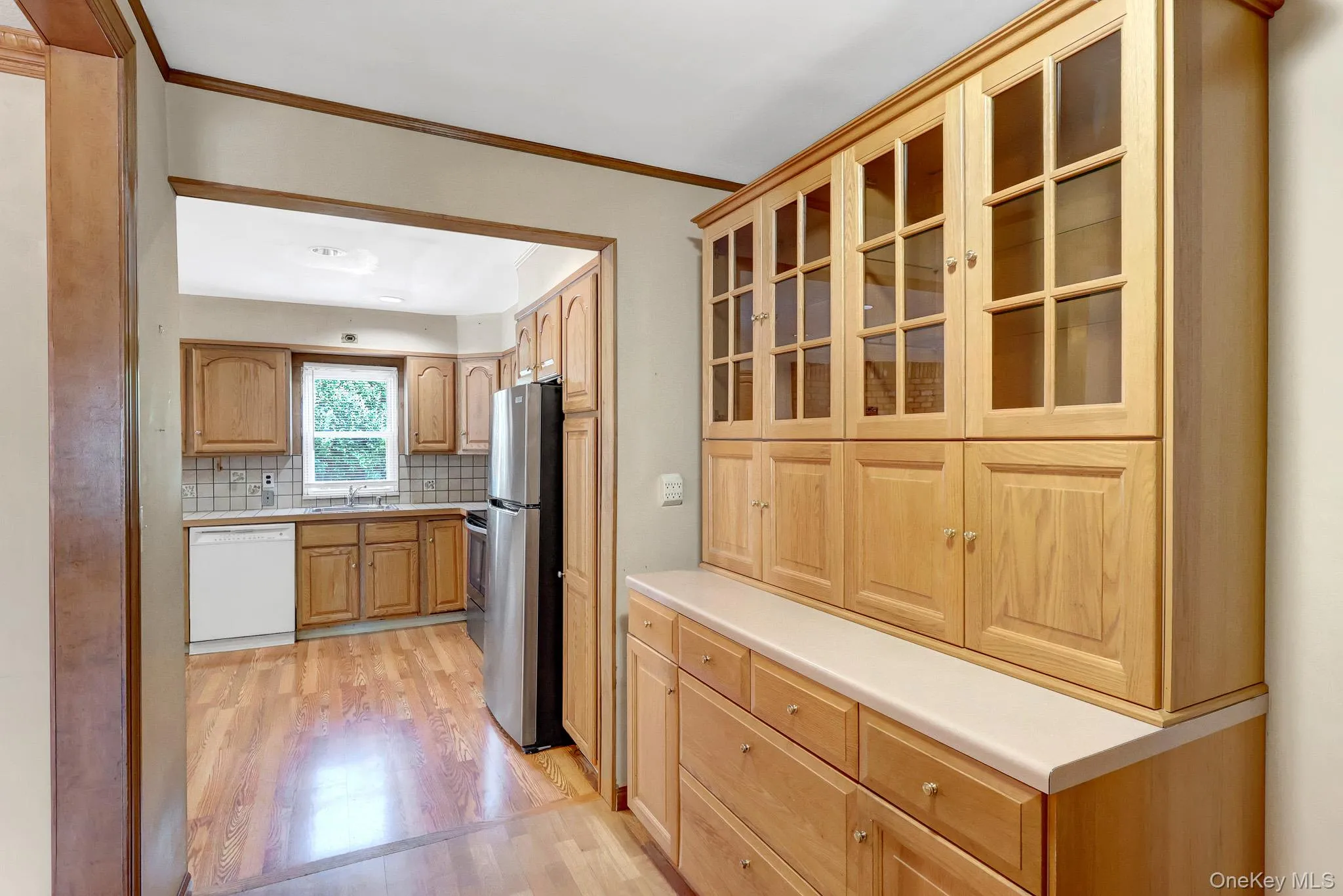 19 Essex Road, Oyster Bay, NY, 3 Bedrooms Bedrooms, 6 Rooms Rooms,1 BathroomBathrooms,Residential,For Rent,Essex,0,1042817 19 Essex Road, Oyster Bay, NY, 3 Bedrooms Bedrooms, 6 Rooms Rooms,1 BathroomBathrooms,Residential,For Rent,Essex,0,1042817