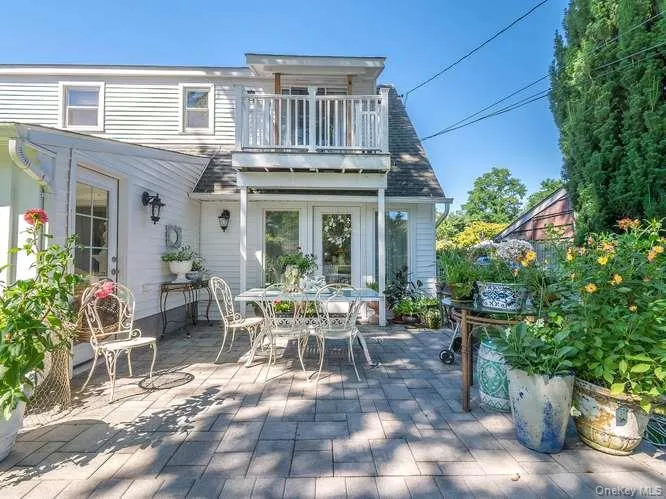 9 Robert Road, Oyster Bay, NY, 3 Bedrooms Bedrooms, 7 Rooms Rooms,2 BathroomsBathrooms,Residential,For Rent,Robert,0,1042818 9 Robert Road, Oyster Bay, NY, 3 Bedrooms Bedrooms, 7 Rooms Rooms,2 BathroomsBathrooms,Residential,For Rent,Robert,0,1042818