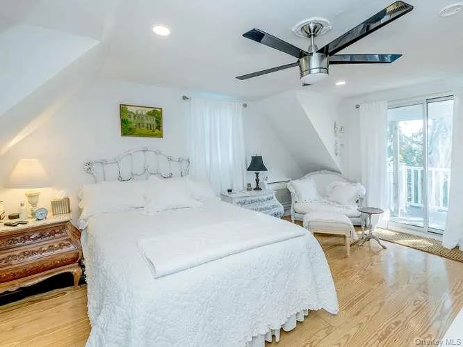 9 Robert Road, Oyster Bay, NY, 3 Bedrooms Bedrooms, 7 Rooms Rooms,2 BathroomsBathrooms,Residential,For Rent,Robert,0,1042818 9 Robert Road, Oyster Bay, NY, 3 Bedrooms Bedrooms, 7 Rooms Rooms,2 BathroomsBathrooms,Residential,For Rent,Robert,0,1042818