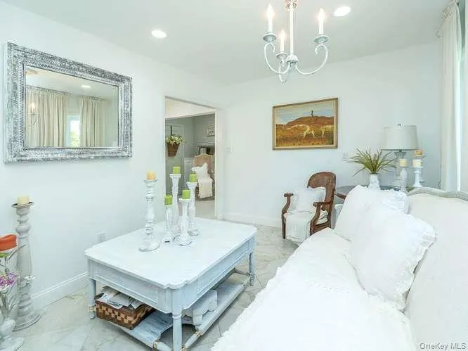9 Robert Road, Oyster Bay, NY, 3 Bedrooms Bedrooms, 7 Rooms Rooms,2 BathroomsBathrooms,Residential,For Rent,Robert,0,1042818 9 Robert Road, Oyster Bay, NY, 3 Bedrooms Bedrooms, 7 Rooms Rooms,2 BathroomsBathrooms,Residential,For Rent,Robert,0,1042818