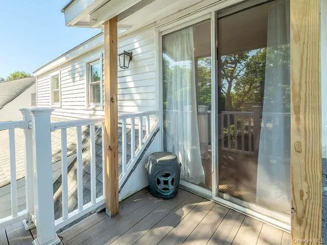 9 Robert Road, Oyster Bay, NY, 3 Bedrooms Bedrooms, 7 Rooms Rooms,2 BathroomsBathrooms,Residential,For Rent,Robert,0,1042818 9 Robert Road, Oyster Bay, NY, 3 Bedrooms Bedrooms, 7 Rooms Rooms,2 BathroomsBathrooms,Residential,For Rent,Robert,0,1042818