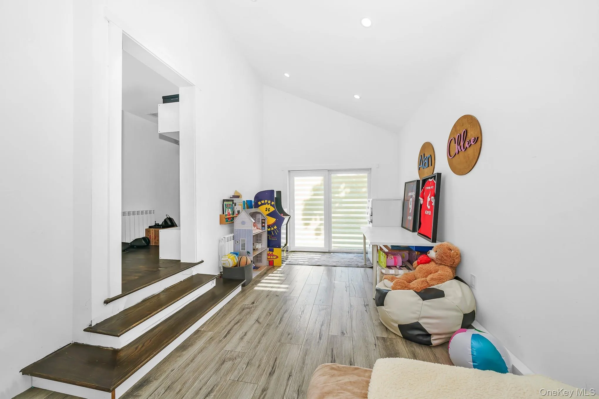 20 Mc Cue Lane, Babylon, NY, 4 Bedrooms Bedrooms, 8 Rooms Rooms,2 BathroomsBathrooms,Residential,For Rent,Mc Cue,0,1042819 20 Mc Cue Lane, Babylon, NY, 4 Bedrooms Bedrooms, 8 Rooms Rooms,2 BathroomsBathrooms,Residential,For Rent,Mc Cue,0,1042819