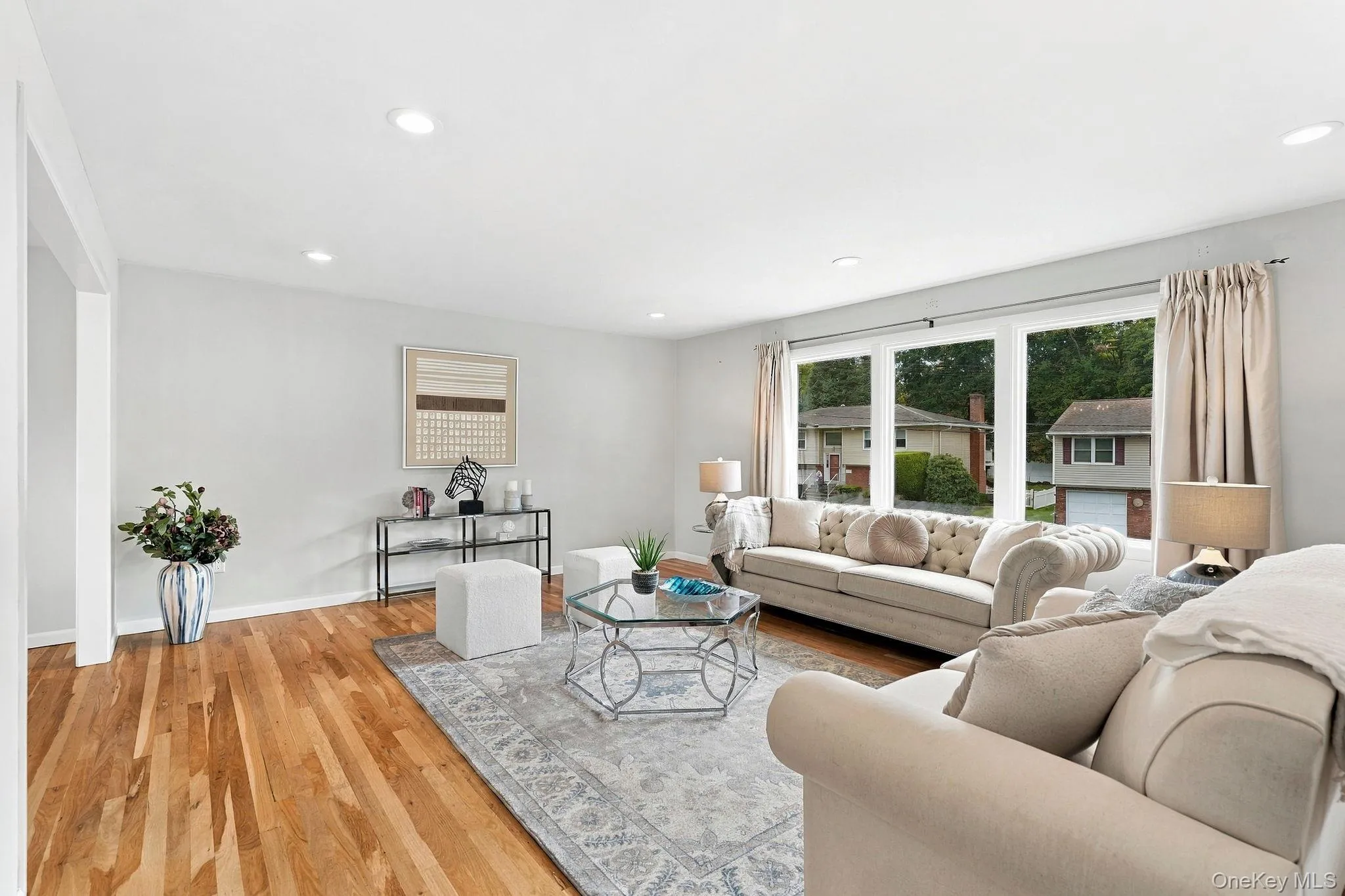 7 Frost Lane, Greenburgh, NY, 4 Bedrooms Bedrooms, 8 Rooms Rooms,2 BathroomsBathrooms,Residential,For Rent,Frost,0,1042822 7 Frost Lane, Greenburgh, NY, 4 Bedrooms Bedrooms, 8 Rooms Rooms,2 BathroomsBathrooms,Residential,For Rent,Frost,0,1042822