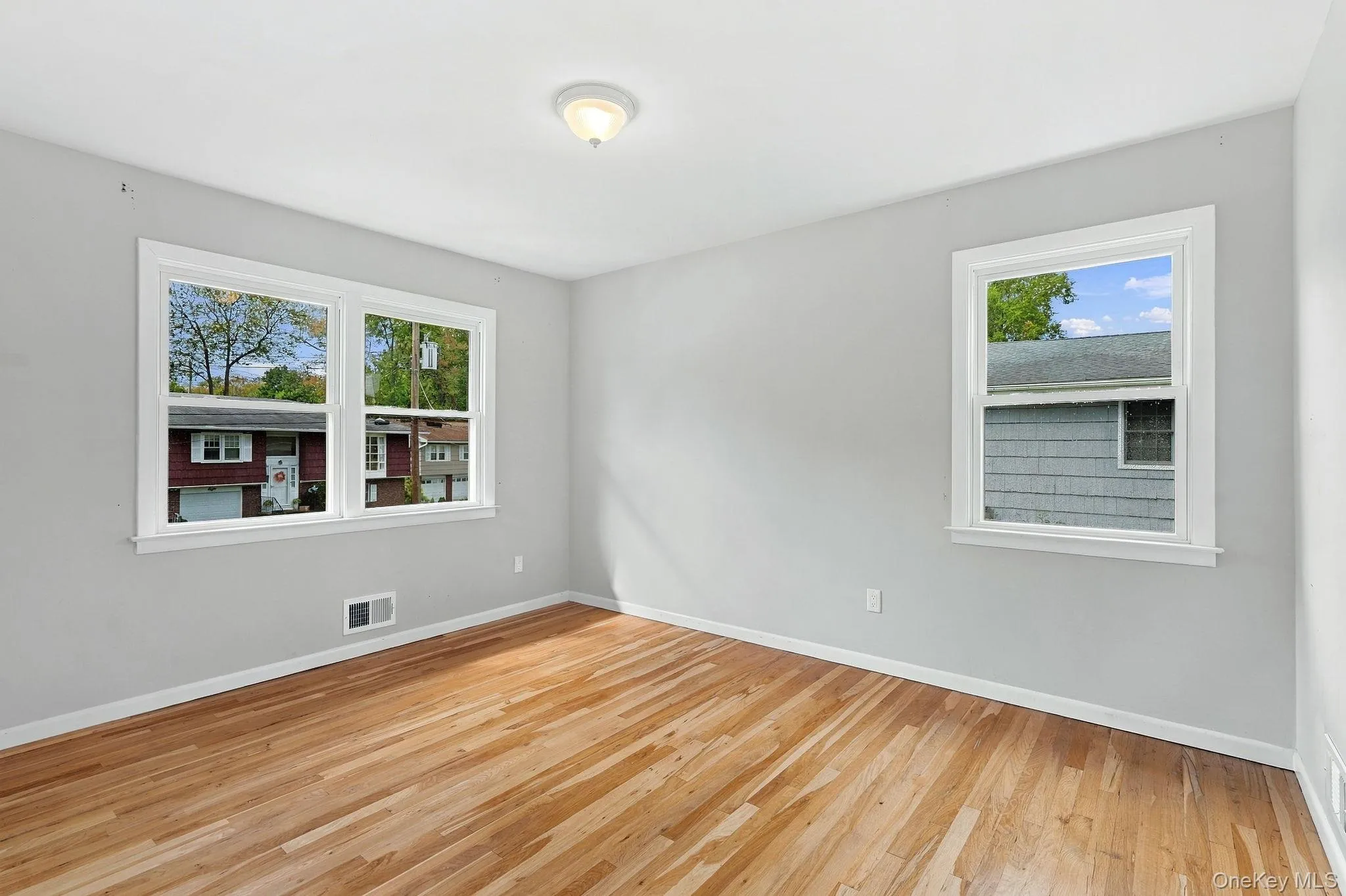 7 Frost Lane, Greenburgh, NY, 4 Bedrooms Bedrooms, 8 Rooms Rooms,2 BathroomsBathrooms,Residential,For Rent,Frost,0,1042822 7 Frost Lane, Greenburgh, NY, 4 Bedrooms Bedrooms, 8 Rooms Rooms,2 BathroomsBathrooms,Residential,For Rent,Frost,0,1042822