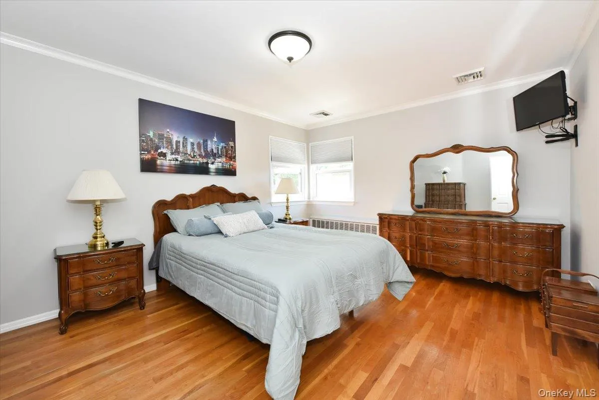70 Glenwood Road, Oyster Bay, NY, 3 Bedrooms Bedrooms, 6 Rooms Rooms,1 BathroomBathrooms,Residential,For Rent,Glenwood,0,1042827 70 Glenwood Road, Oyster Bay, NY, 3 Bedrooms Bedrooms, 6 Rooms Rooms,1 BathroomBathrooms,Residential,For Rent,Glenwood,0,1042827