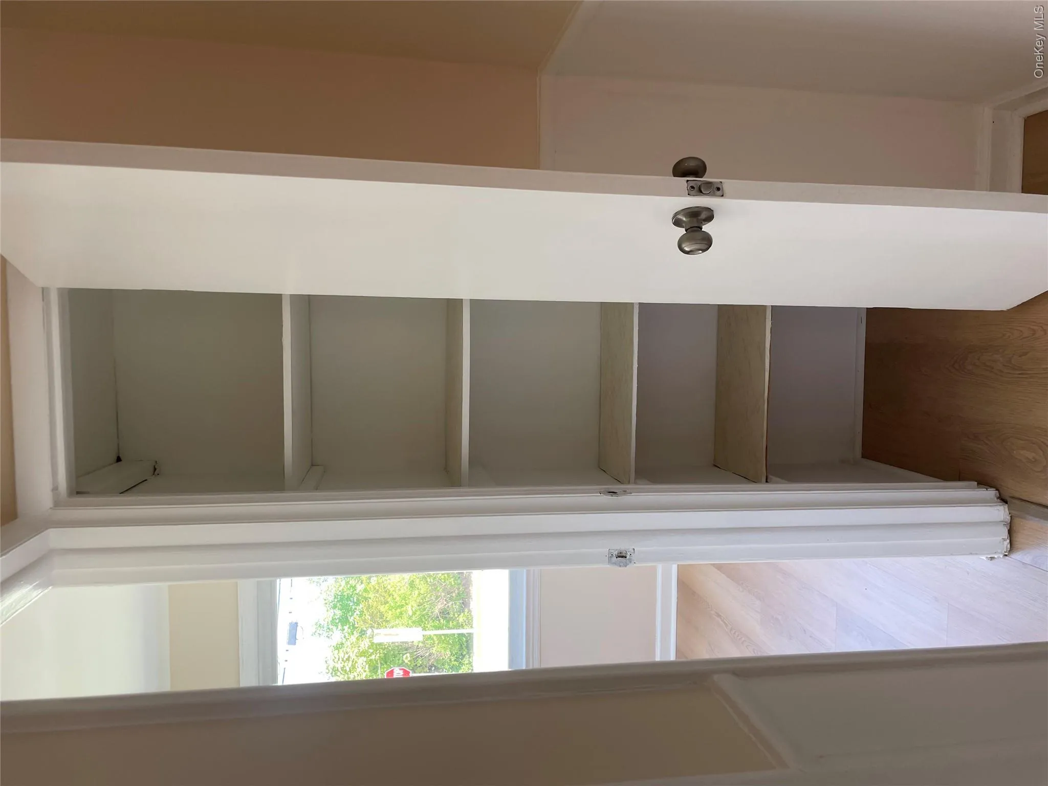 301 Jackson, Oyster Bay, NY, 1 Bedroom Bedrooms, 3 Rooms Rooms,1 BathroomBathrooms,Residential Lease,For Rent,Jackson,0,1042829 301 Jackson, Oyster Bay, NY, 1 Bedroom Bedrooms, 3 Rooms Rooms,1 BathroomBathrooms,Residential Lease,For Rent,Jackson,0,1042829