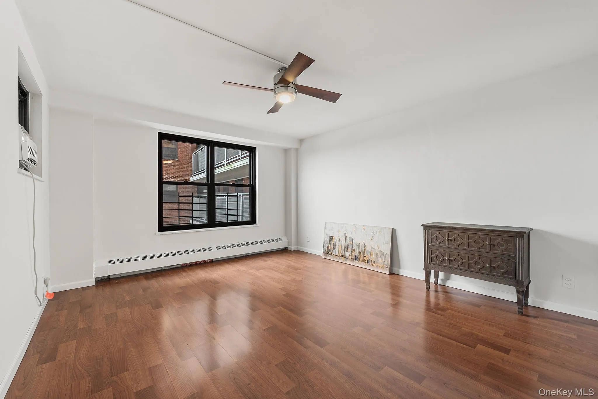 61-25 98th Street, New York, NY, 1 Bedroom Bedrooms, 3 Rooms Rooms,1 BathroomBathrooms,Residential,For Rent,98th,0,1042830 61-25 98th Street, New York, NY, 1 Bedroom Bedrooms, 3 Rooms Rooms,1 BathroomBathrooms,Residential,For Rent,98th,0,1042830
