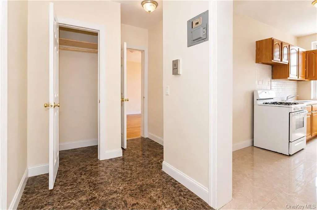 1289 19th Street, New York, NY, 1 Bedroom Bedrooms, 3 Rooms Rooms,1 BathroomBathrooms,Residential,For Rent,19th,0,1042831 1289 19th Street, New York, NY, 1 Bedroom Bedrooms, 3 Rooms Rooms,1 BathroomBathrooms,Residential,For Rent,19th,0,1042831