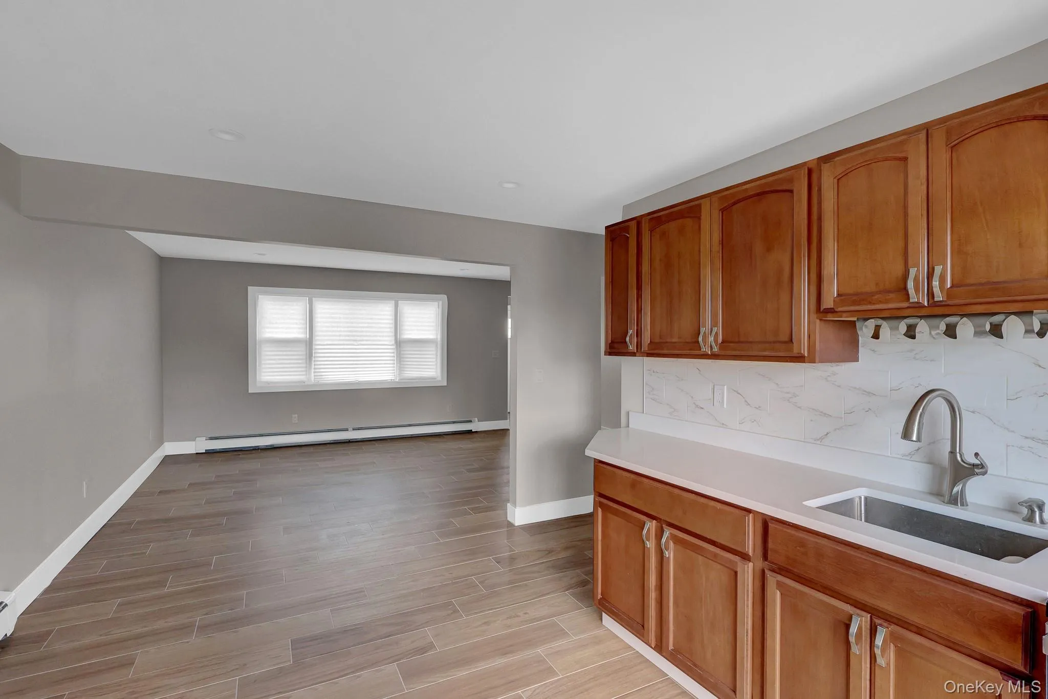 295 Bergen Avenue, West Babylon, NY, 2 Bedroom Bedrooms, 4 Room Rooms,1 BathroomBathrooms,Residential Lease,For Rent,Bergen,0,1042832 295 Bergen Avenue, West Babylon, NY, 2 Bedroom Bedrooms, 4 Room Rooms,1 BathroomBathrooms,Residential Lease,For Rent,Bergen,0,1042832