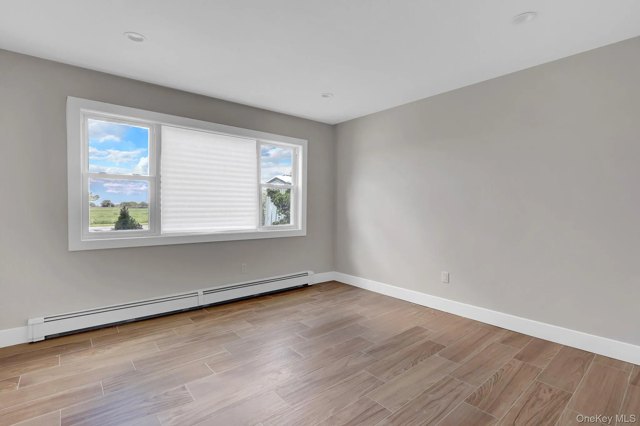 295 Bergen Avenue, West Babylon, NY, 2 Bedroom Bedrooms, 4 Room Rooms,1 BathroomBathrooms,Residential Lease,For Rent,Bergen,0,1042832 295 Bergen Avenue, West Babylon, NY, 2 Bedroom Bedrooms, 4 Room Rooms,1 BathroomBathrooms,Residential Lease,For Rent,Bergen,0,1042832