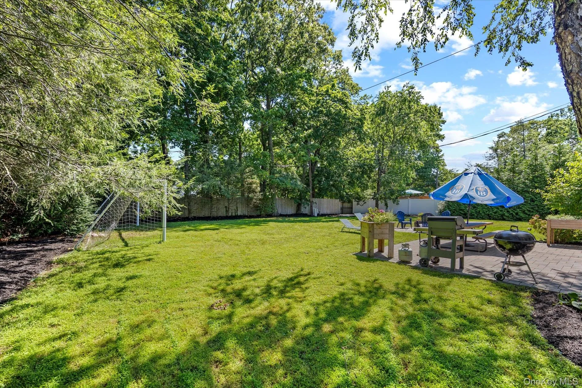 9 Charlemagne Drive, Smithtown, NY, 4 Bedrooms Bedrooms, 9 Rooms Rooms,2 BathroomsBathrooms,Residential,For Rent,Charlemagne,0,1042836 9 Charlemagne Drive, Smithtown, NY, 4 Bedrooms Bedrooms, 9 Rooms Rooms,2 BathroomsBathrooms,Residential,For Rent,Charlemagne,0,1042836