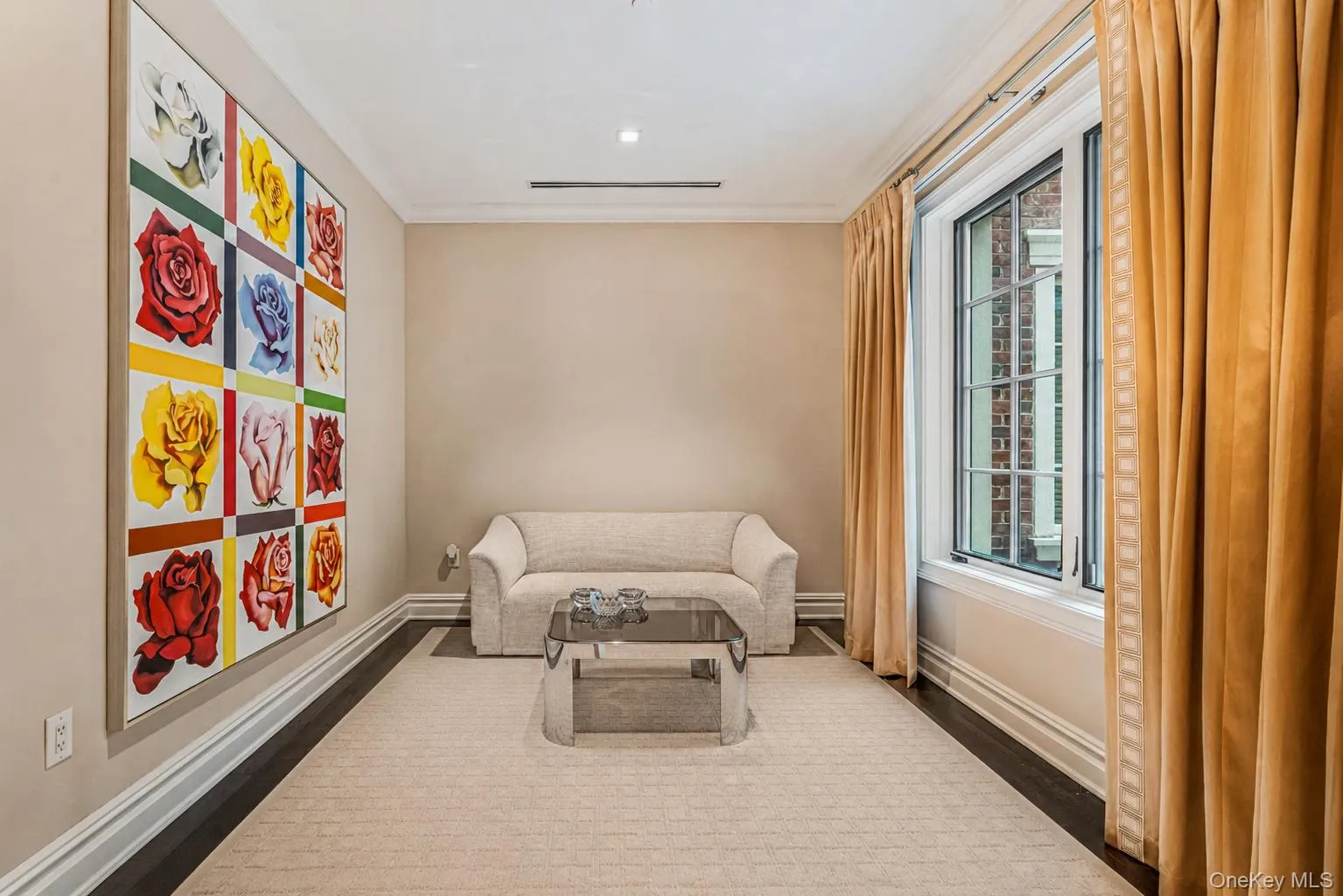 2000 Royal Court, North Hempstead, NY, 2 Bedrooms Bedrooms, 5 Rooms Rooms,2 BathroomsBathrooms,Residential,For Rent,Royal,0,1042837 2000 Royal Court, North Hempstead, NY, 2 Bedrooms Bedrooms, 5 Rooms Rooms,2 BathroomsBathrooms,Residential,For Rent,Royal,0,1042837