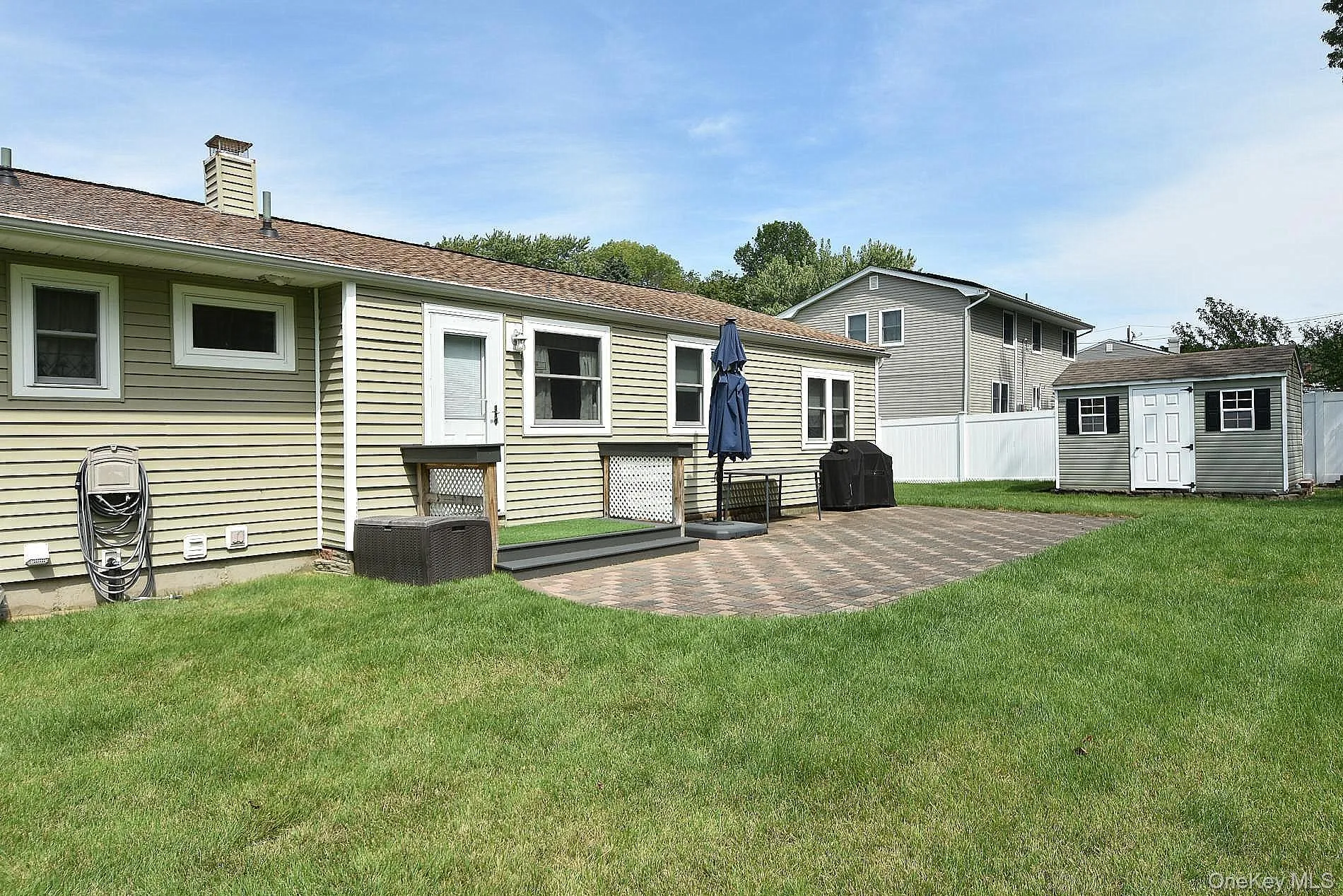 14 Milburn Road, Brookhaven, NY, 3 Bedrooms Bedrooms, 6 Rooms Rooms,1 BathroomBathrooms,Residential,For Rent,Milburn,0,1042839 14 Milburn Road, Brookhaven, NY, 3 Bedrooms Bedrooms, 6 Rooms Rooms,1 BathroomBathrooms,Residential,For Rent,Milburn,0,1042839