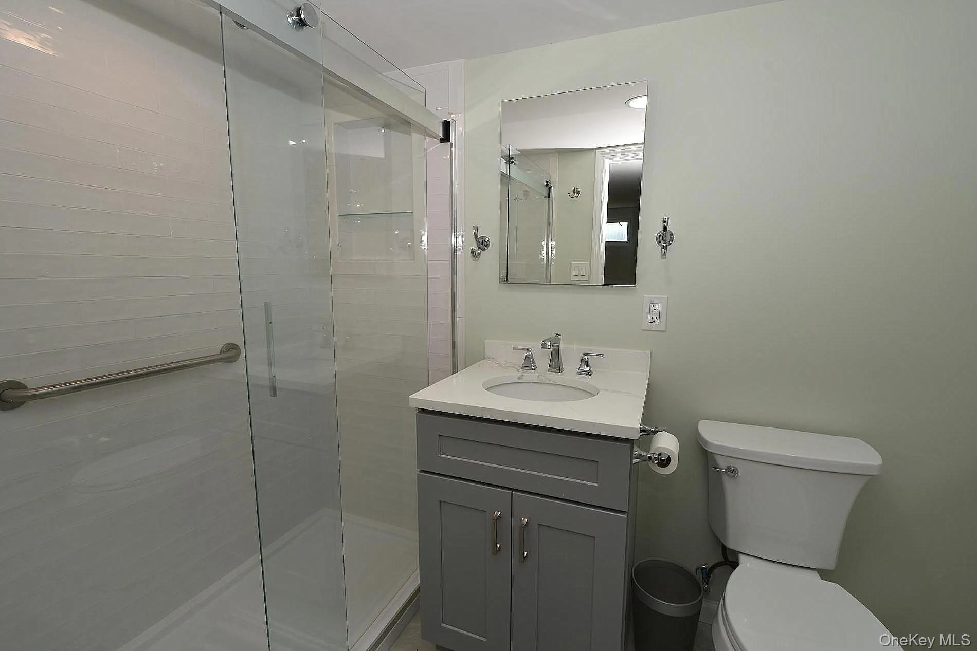 14 Milburn Road, Brookhaven, NY, 3 Bedrooms Bedrooms, 6 Rooms Rooms,1 BathroomBathrooms,Residential,For Rent,Milburn,0,1042839 14 Milburn Road, Brookhaven, NY, 3 Bedrooms Bedrooms, 6 Rooms Rooms,1 BathroomBathrooms,Residential,For Rent,Milburn,0,1042839