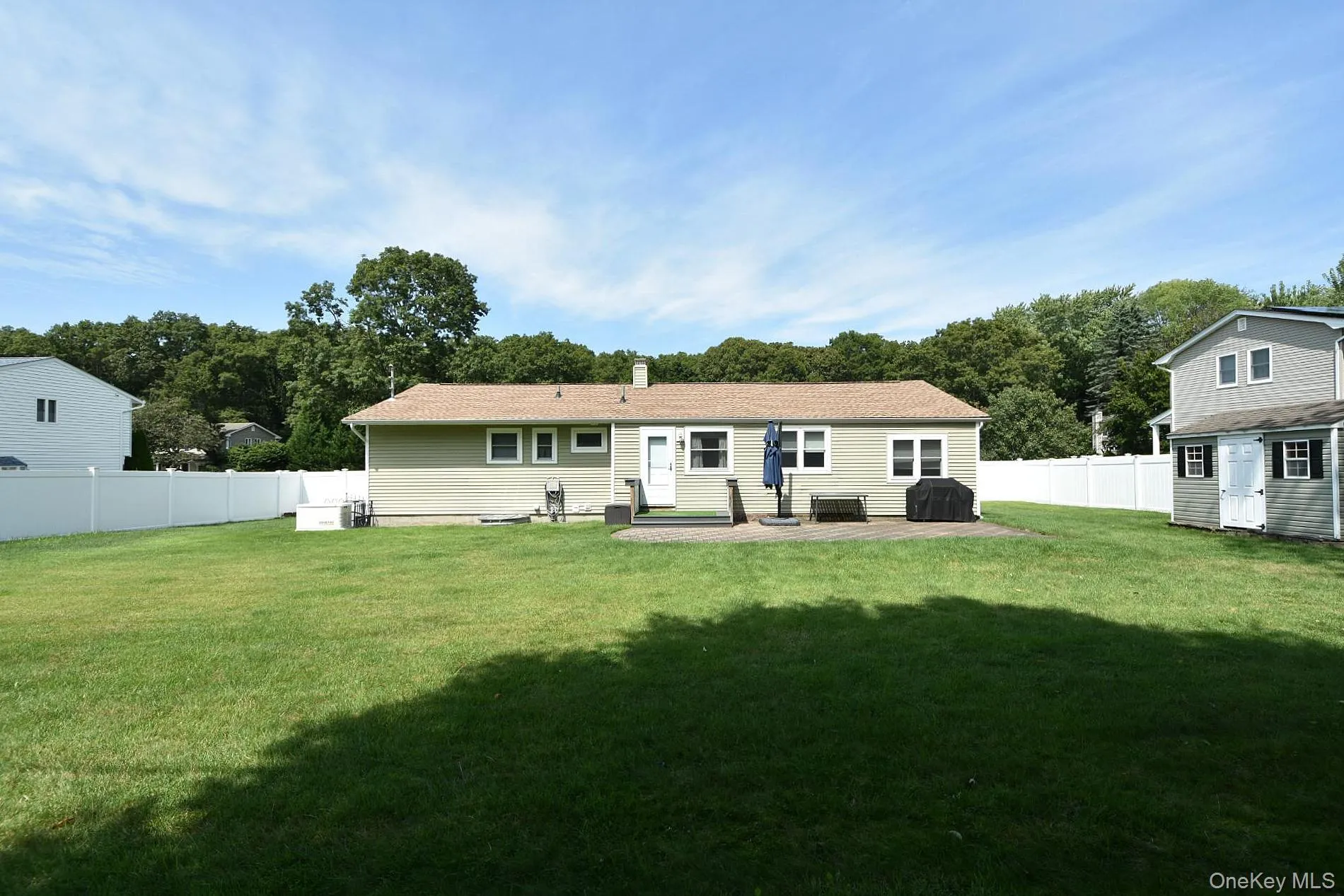 14 Milburn Road, Brookhaven, NY, 3 Bedrooms Bedrooms, 6 Rooms Rooms,1 BathroomBathrooms,Residential,For Rent,Milburn,0,1042839 14 Milburn Road, Brookhaven, NY, 3 Bedrooms Bedrooms, 6 Rooms Rooms,1 BathroomBathrooms,Residential,For Rent,Milburn,0,1042839