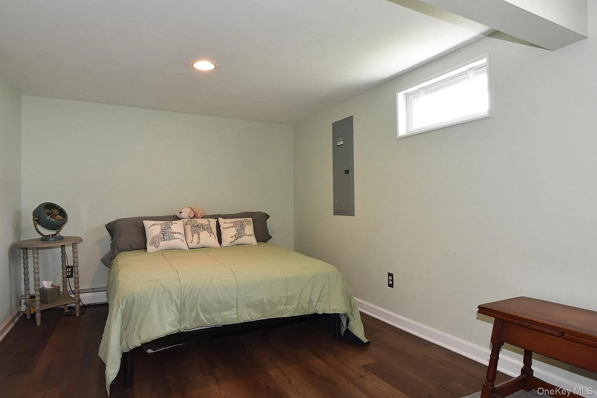 14 Milburn Road, Brookhaven, NY, 3 Bedrooms Bedrooms, 6 Rooms Rooms,1 BathroomBathrooms,Residential,For Rent,Milburn,0,1042839 14 Milburn Road, Brookhaven, NY, 3 Bedrooms Bedrooms, 6 Rooms Rooms,1 BathroomBathrooms,Residential,For Rent,Milburn,0,1042839