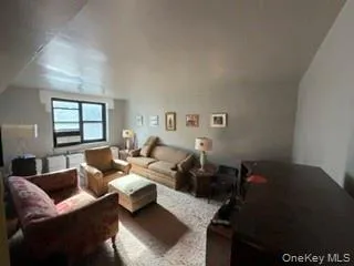 32-43 90th Street, New York, NY, 2 Bedrooms Bedrooms, 5 Rooms Rooms,1 BathroomBathrooms,Residential,For Rent,90th,0,1042840 32-43 90th Street, New York, NY, 2 Bedrooms Bedrooms, 5 Rooms Rooms,1 BathroomBathrooms,Residential,For Rent,90th,0,1042840