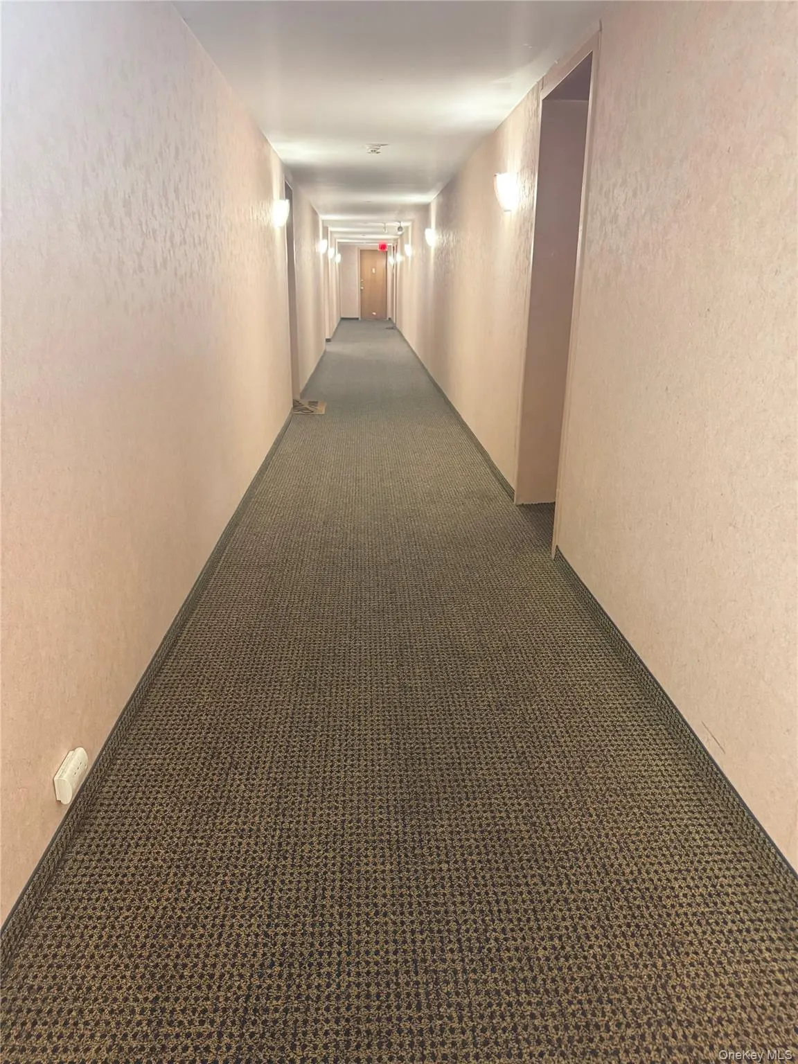 141 Great Neck Road, North Hempstead, NY, 2 Bedrooms Bedrooms, 4 Rooms Rooms,1 BathroomBathrooms,Residential Lease,For Rent,Great Neck Road,0,1042842 141 Great Neck Road, North Hempstead, NY, 2 Bedrooms Bedrooms, 4 Rooms Rooms,1 BathroomBathrooms,Residential Lease,For Rent,Great Neck Road,0,1042842
