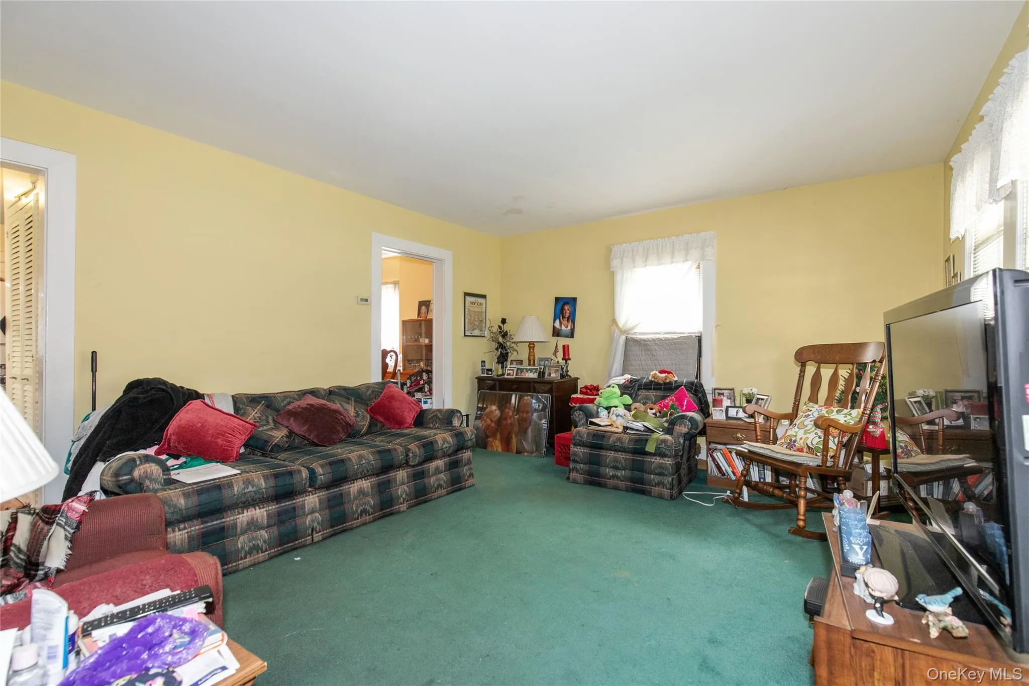 48 Saint Marks Place, North Hempstead, NY, 3 Bedrooms Bedrooms, 5 Rooms Rooms,1 BathroomBathrooms,Residential,For Rent,Saint Marks,0,1042847 48 Saint Marks Place, North Hempstead, NY, 3 Bedrooms Bedrooms, 5 Rooms Rooms,1 BathroomBathrooms,Residential,For Rent,Saint Marks,0,1042847
