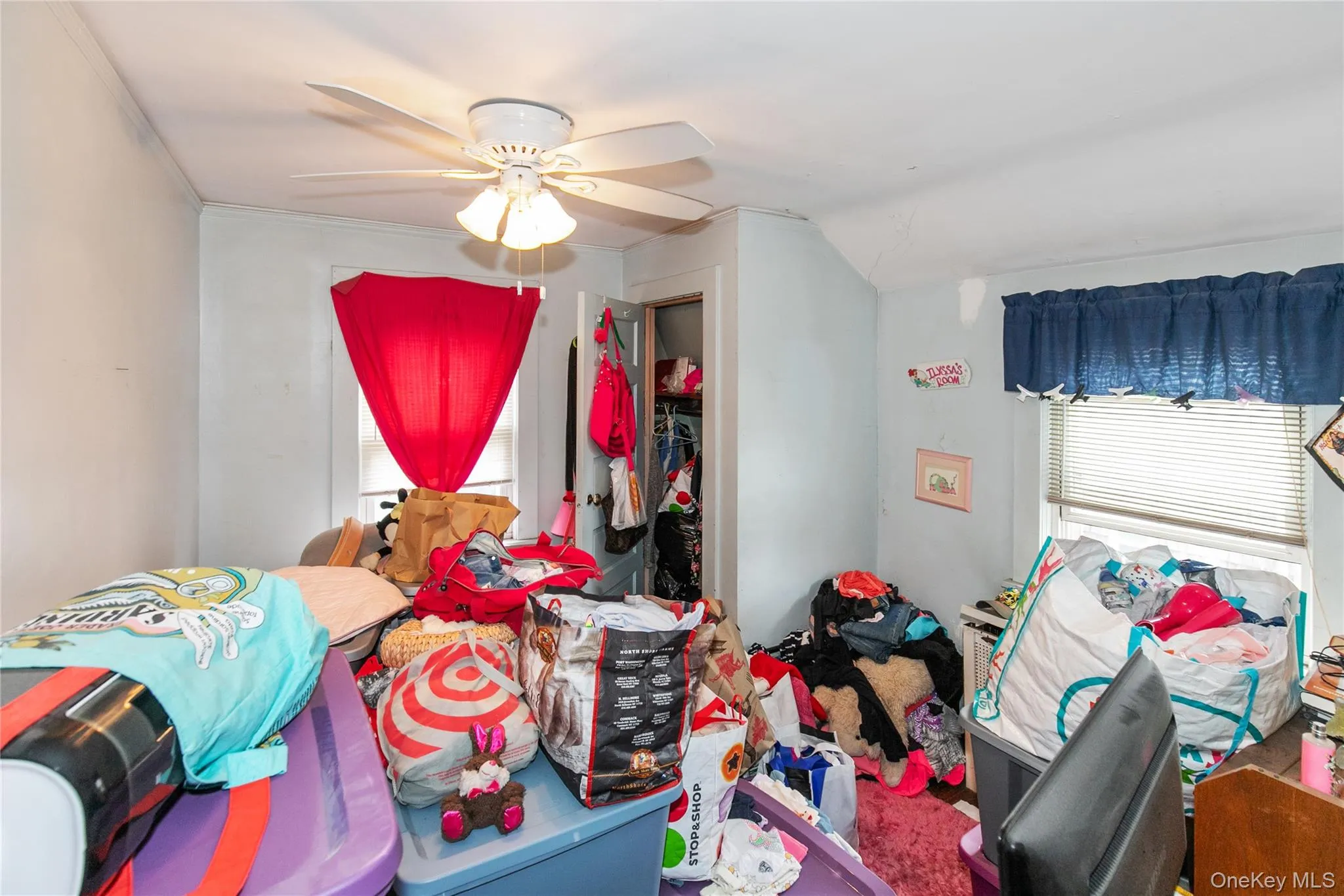 48 Saint Marks Place, North Hempstead, NY, 3 Bedrooms Bedrooms, 5 Rooms Rooms,1 BathroomBathrooms,Residential,For Rent,Saint Marks,0,1042847 48 Saint Marks Place, North Hempstead, NY, 3 Bedrooms Bedrooms, 5 Rooms Rooms,1 BathroomBathrooms,Residential,For Rent,Saint Marks,0,1042847