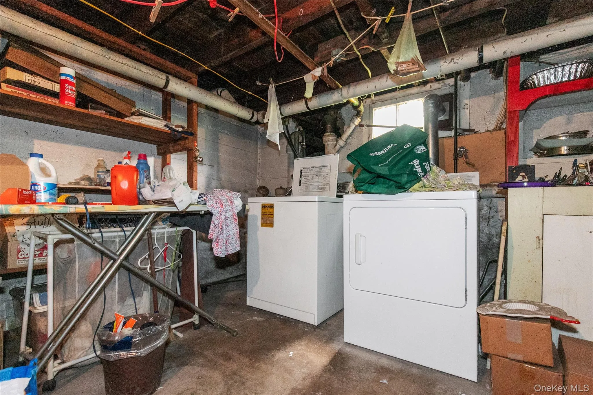 48 Saint Marks Place, North Hempstead, NY, 3 Bedrooms Bedrooms, 5 Rooms Rooms,1 BathroomBathrooms,Residential,For Rent,Saint Marks,0,1042847 48 Saint Marks Place, North Hempstead, NY, 3 Bedrooms Bedrooms, 5 Rooms Rooms,1 BathroomBathrooms,Residential,For Rent,Saint Marks,0,1042847
