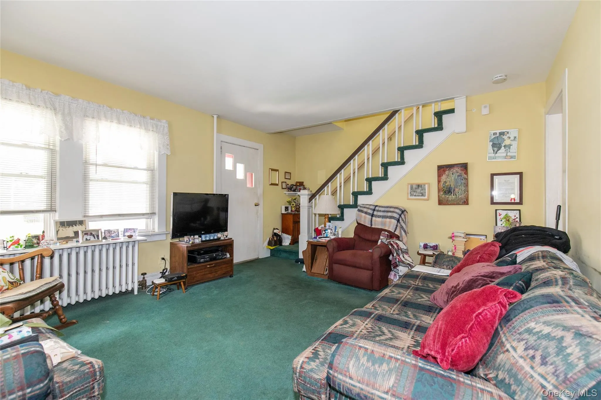 48 Saint Marks Place, North Hempstead, NY, 3 Bedrooms Bedrooms, 5 Rooms Rooms,1 BathroomBathrooms,Residential,For Rent,Saint Marks,0,1042847 48 Saint Marks Place, North Hempstead, NY, 3 Bedrooms Bedrooms, 5 Rooms Rooms,1 BathroomBathrooms,Residential,For Rent,Saint Marks,0,1042847