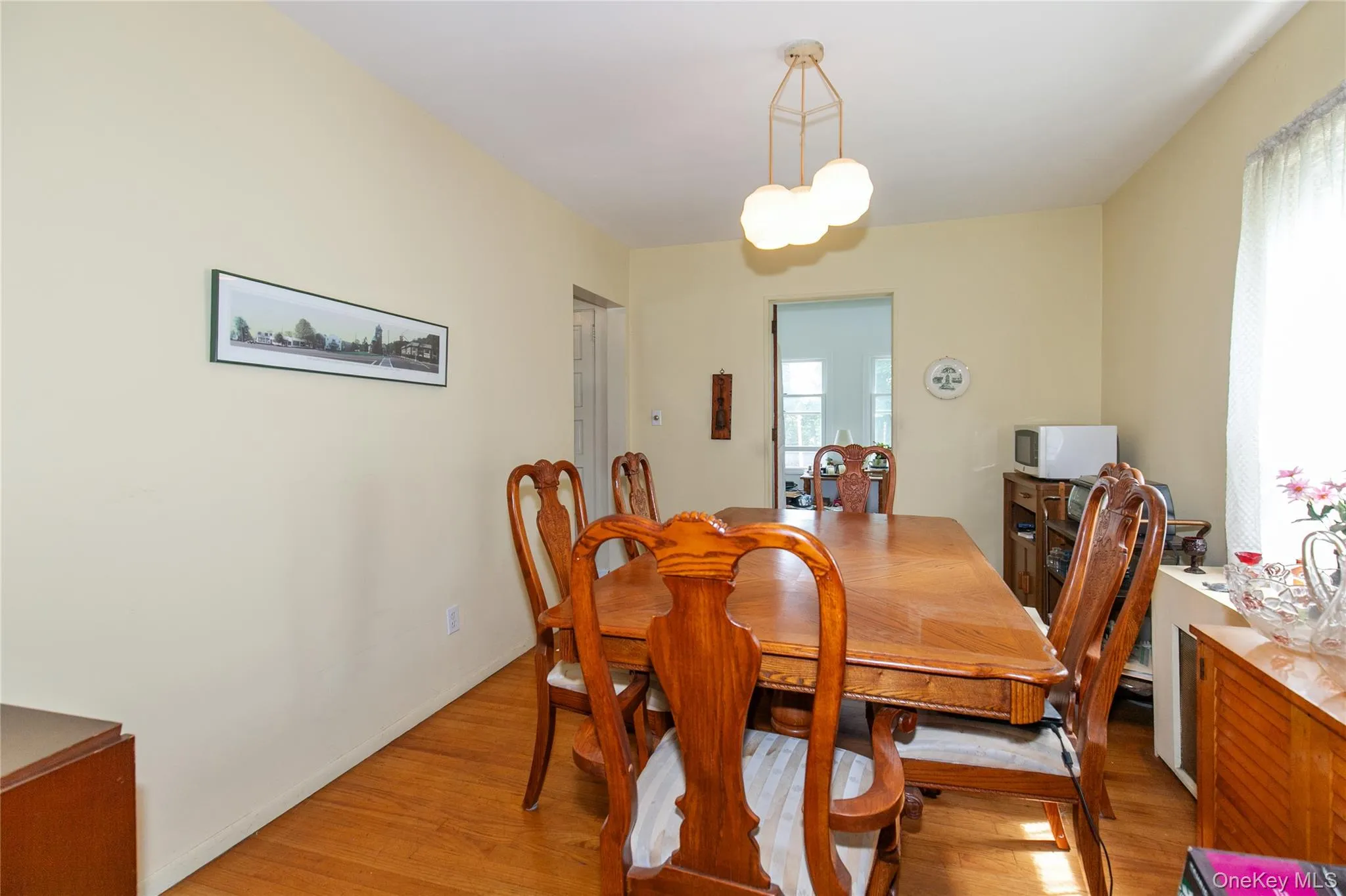 48 Saint Marks Place, North Hempstead, NY, 3 Bedrooms Bedrooms, 5 Rooms Rooms,1 BathroomBathrooms,Residential,For Rent,Saint Marks,0,1042847 48 Saint Marks Place, North Hempstead, NY, 3 Bedrooms Bedrooms, 5 Rooms Rooms,1 BathroomBathrooms,Residential,For Rent,Saint Marks,0,1042847