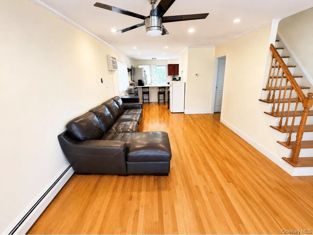 201-10 26th Avenue, New York, NY, 3 Bedrooms Bedrooms, 7 Rooms Rooms,1 BathroomBathrooms,Residential,For Rent,26th,0,1042848 201-10 26th Avenue, New York, NY, 3 Bedrooms Bedrooms, 7 Rooms Rooms,1 BathroomBathrooms,Residential,For Rent,26th,0,1042848
