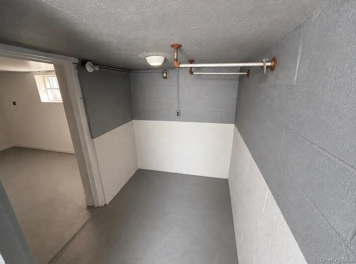 201-10 26th Avenue, New York, NY, 3 Bedrooms Bedrooms, 7 Rooms Rooms,1 BathroomBathrooms,Residential,For Rent,26th,0,1042848 201-10 26th Avenue, New York, NY, 3 Bedrooms Bedrooms, 7 Rooms Rooms,1 BathroomBathrooms,Residential,For Rent,26th,0,1042848