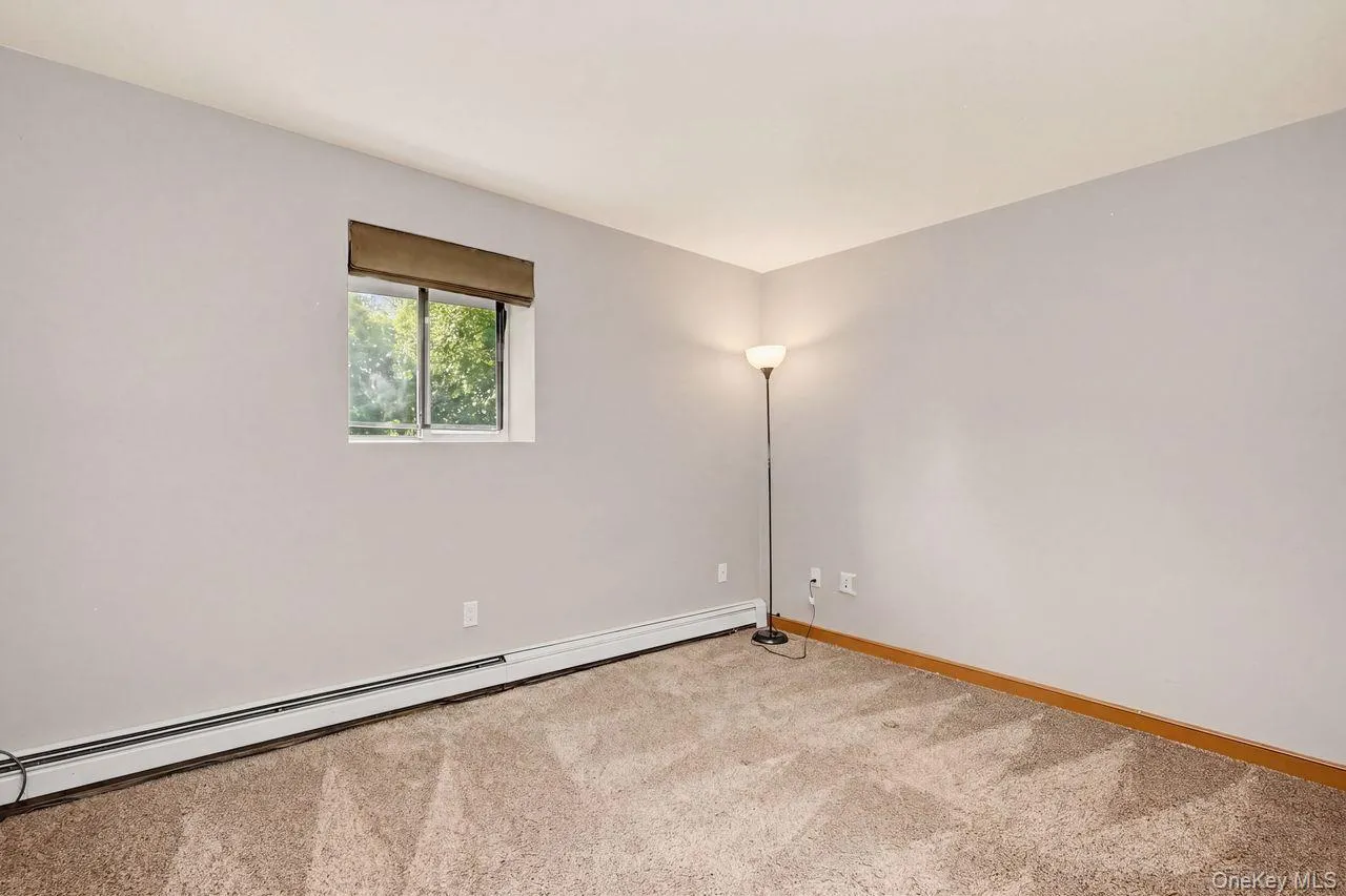 Lower level office/den currently used as 4th bedroom. Lower level office/den currently used as 4th bedroom.