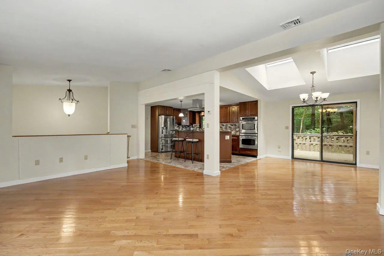 5 Trolley Road, Cortlandt, NY, 3 Bedrooms Bedrooms, 8 Rooms Rooms,3 BathroomsBathrooms,Residential,For Rent,Trolley,0,1042851 5 Trolley Road, Cortlandt, NY, 3 Bedrooms Bedrooms, 8 Rooms Rooms,3 BathroomsBathrooms,Residential,For Rent,Trolley,0,1042851