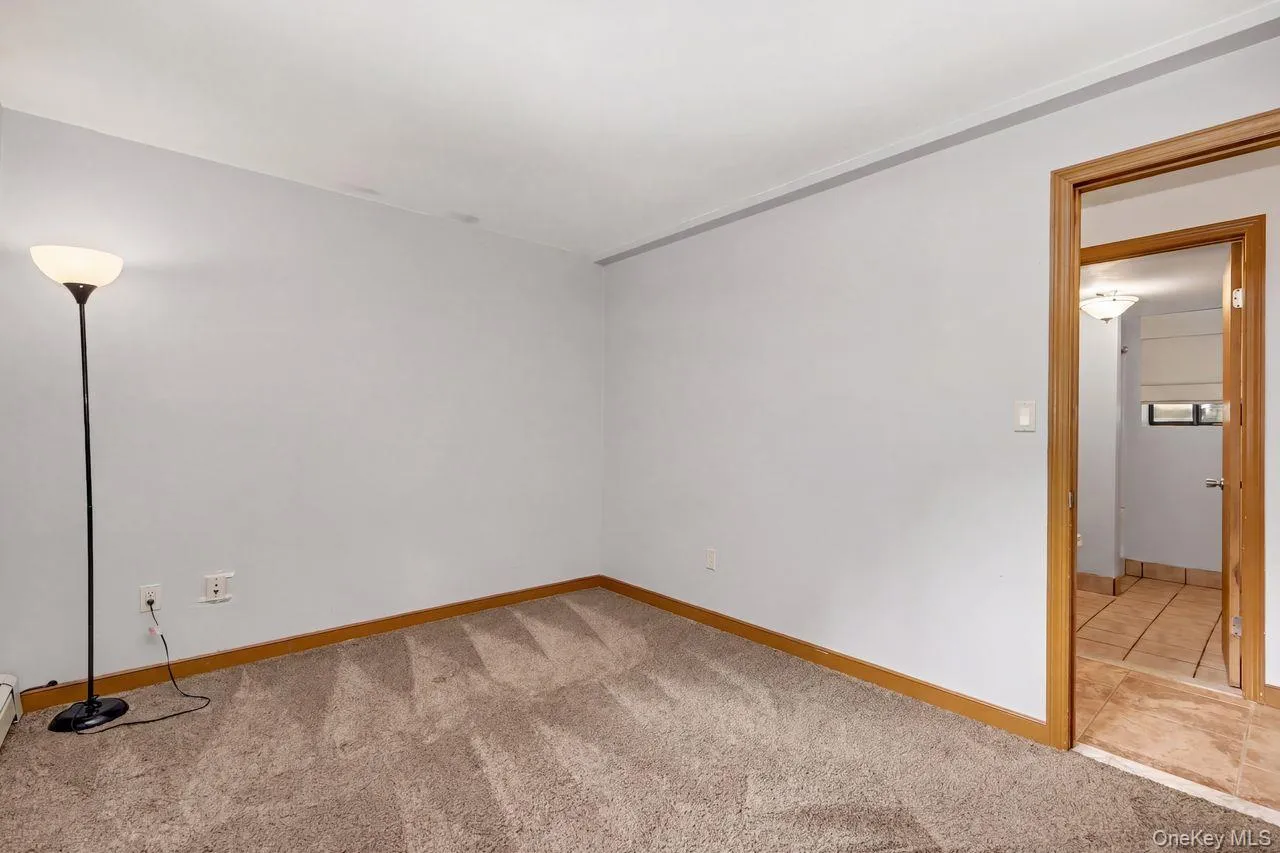 Lower level office/den currently used as 4th bedroom. Lower level office/den currently used as 4th bedroom.