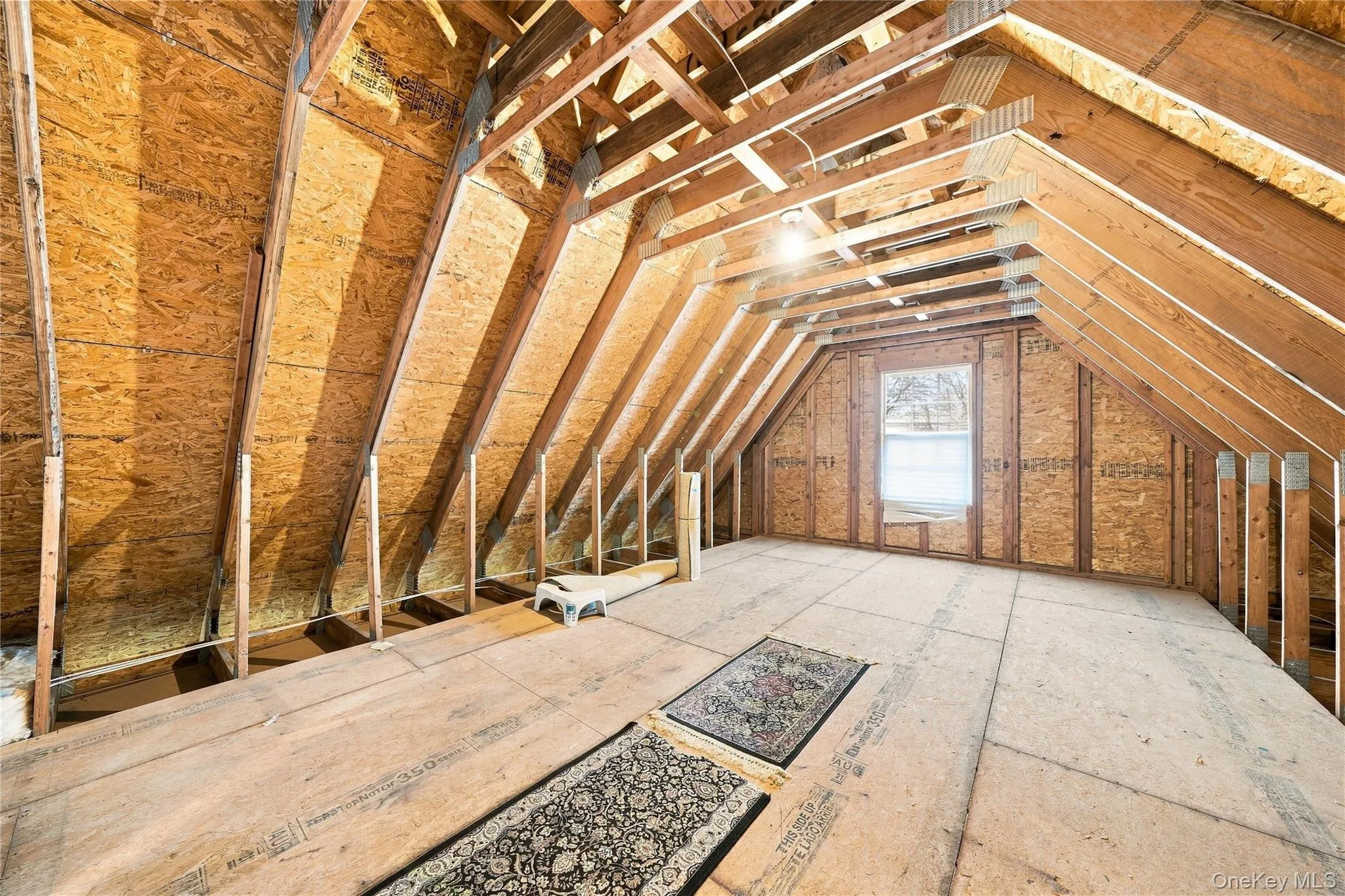 Huge unfinished room above garage, can be finished Huge unfinished room above garage, can be finished
