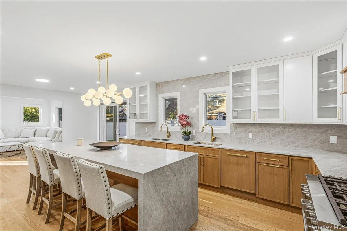 448 Coolidge Street, Hempstead, NY, 5 Bedrooms Bedrooms, 9 Rooms Rooms,3 BathroomsBathrooms,Residential,For Rent,Coolidge,0,1042857 448 Coolidge Street, Hempstead, NY, 5 Bedrooms Bedrooms, 9 Rooms Rooms,3 BathroomsBathrooms,Residential,For Rent,Coolidge,0,1042857