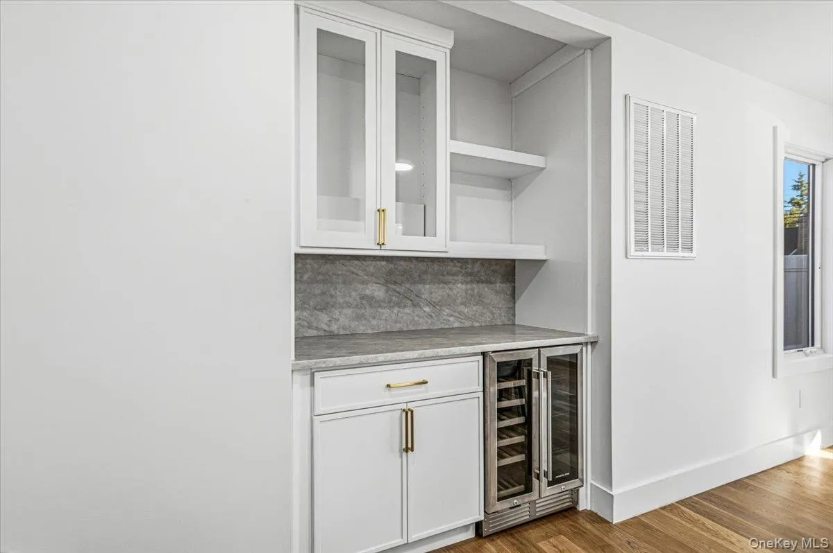 448 Coolidge Street, Hempstead, NY, 5 Bedrooms Bedrooms, 9 Rooms Rooms,3 BathroomsBathrooms,Residential,For Rent,Coolidge,0,1042857 448 Coolidge Street, Hempstead, NY, 5 Bedrooms Bedrooms, 9 Rooms Rooms,3 BathroomsBathrooms,Residential,For Rent,Coolidge,0,1042857